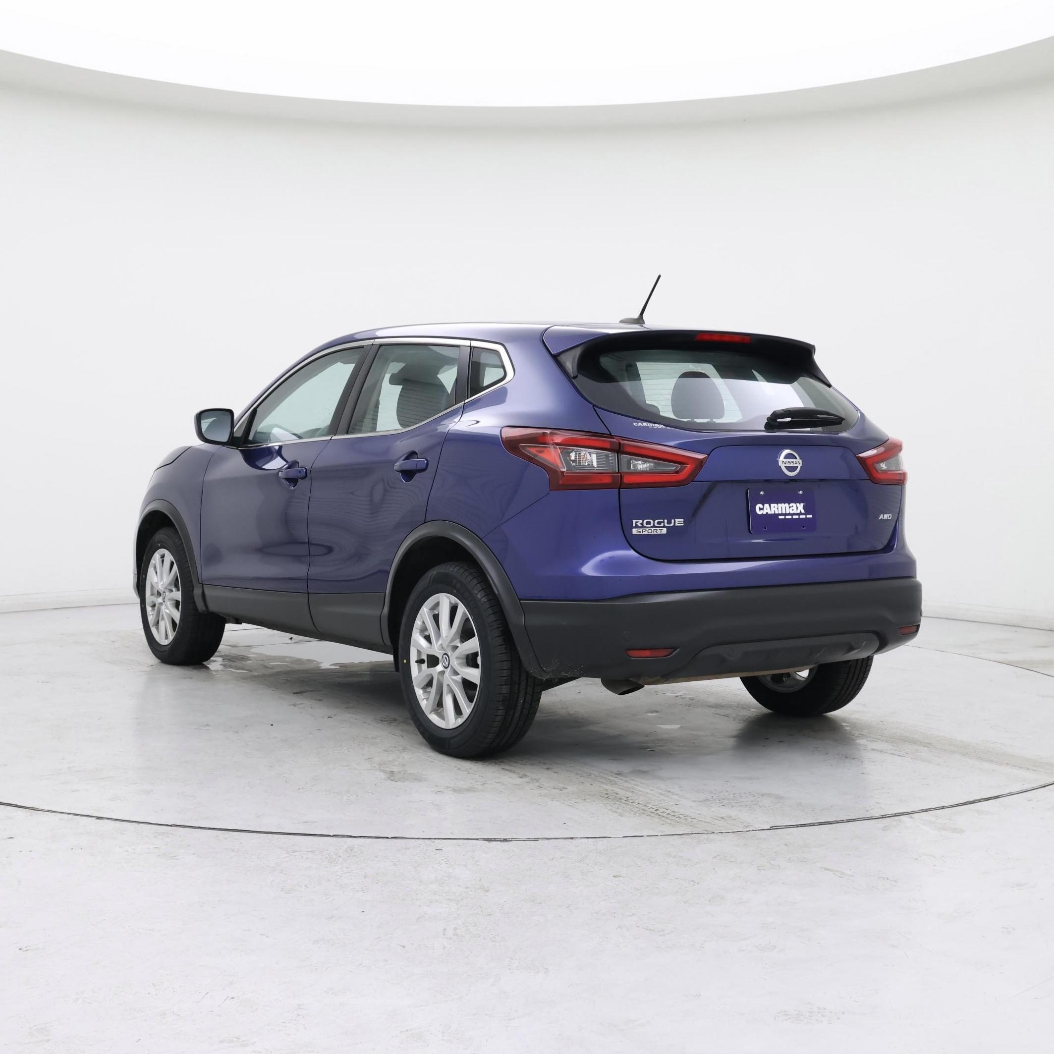 Thumbnail: 2022 Nissan Rogue Sport - 2