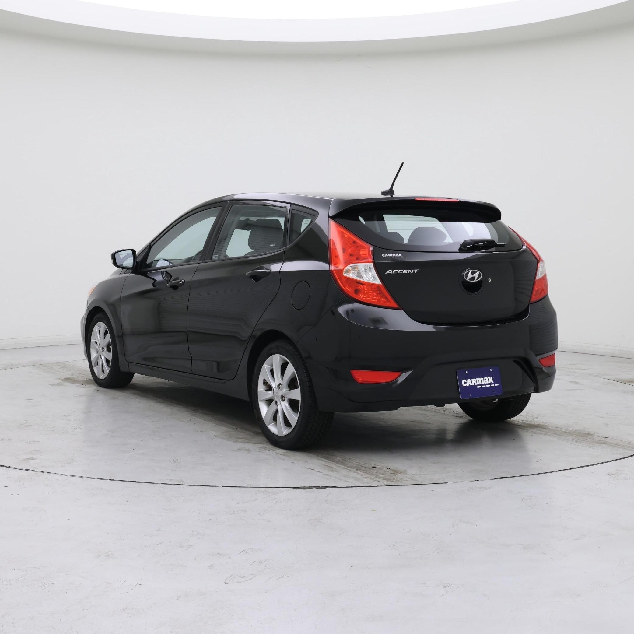 Thumbnail: 2014 Hyundai Accent - 2