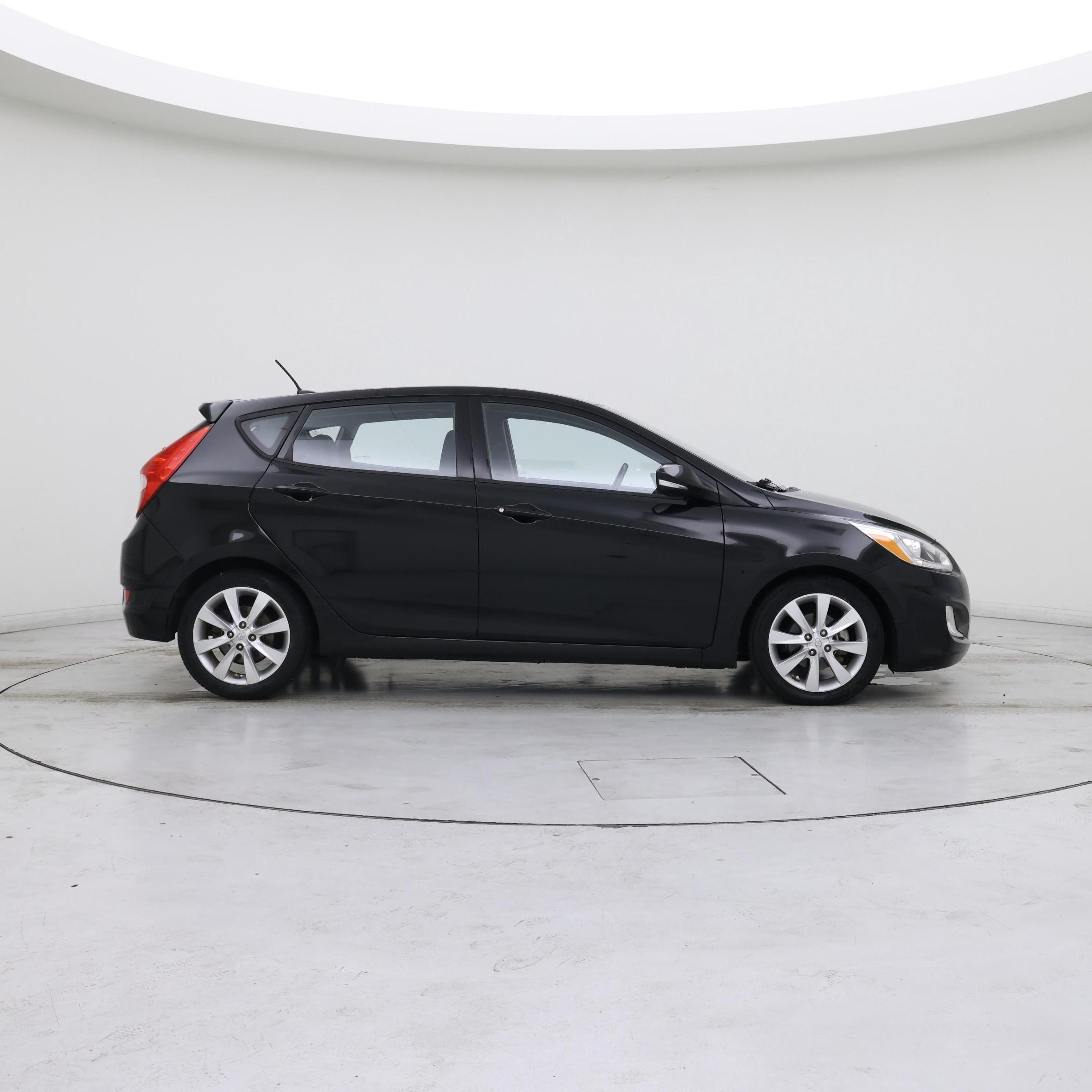 Thumbnail: 2014 Hyundai Accent - 7