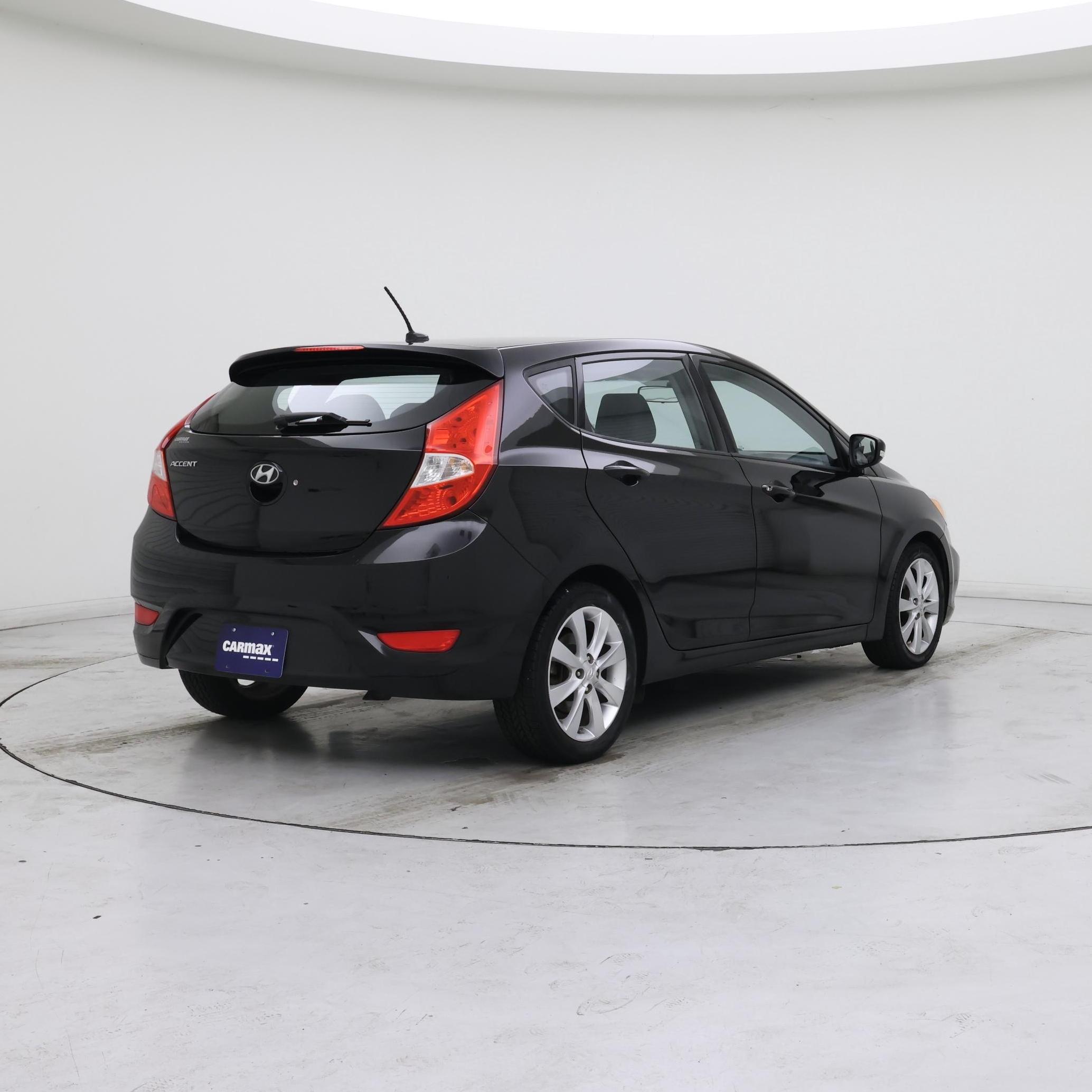 Thumbnail: 2014 Hyundai Accent - 8