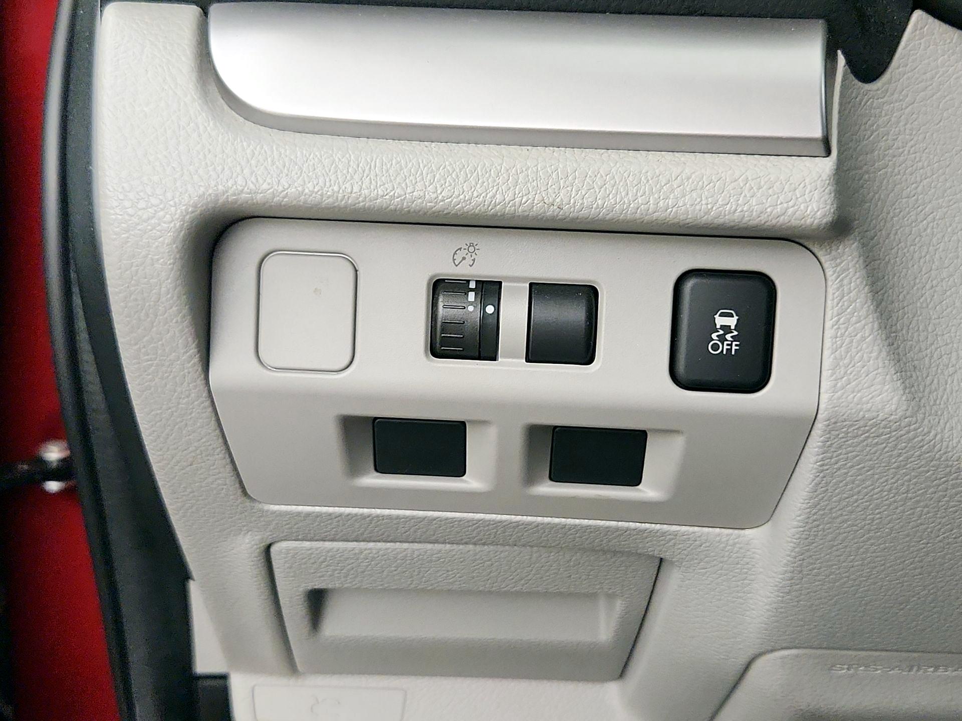 Thumbnail: 2015 Subaru Forester - 13