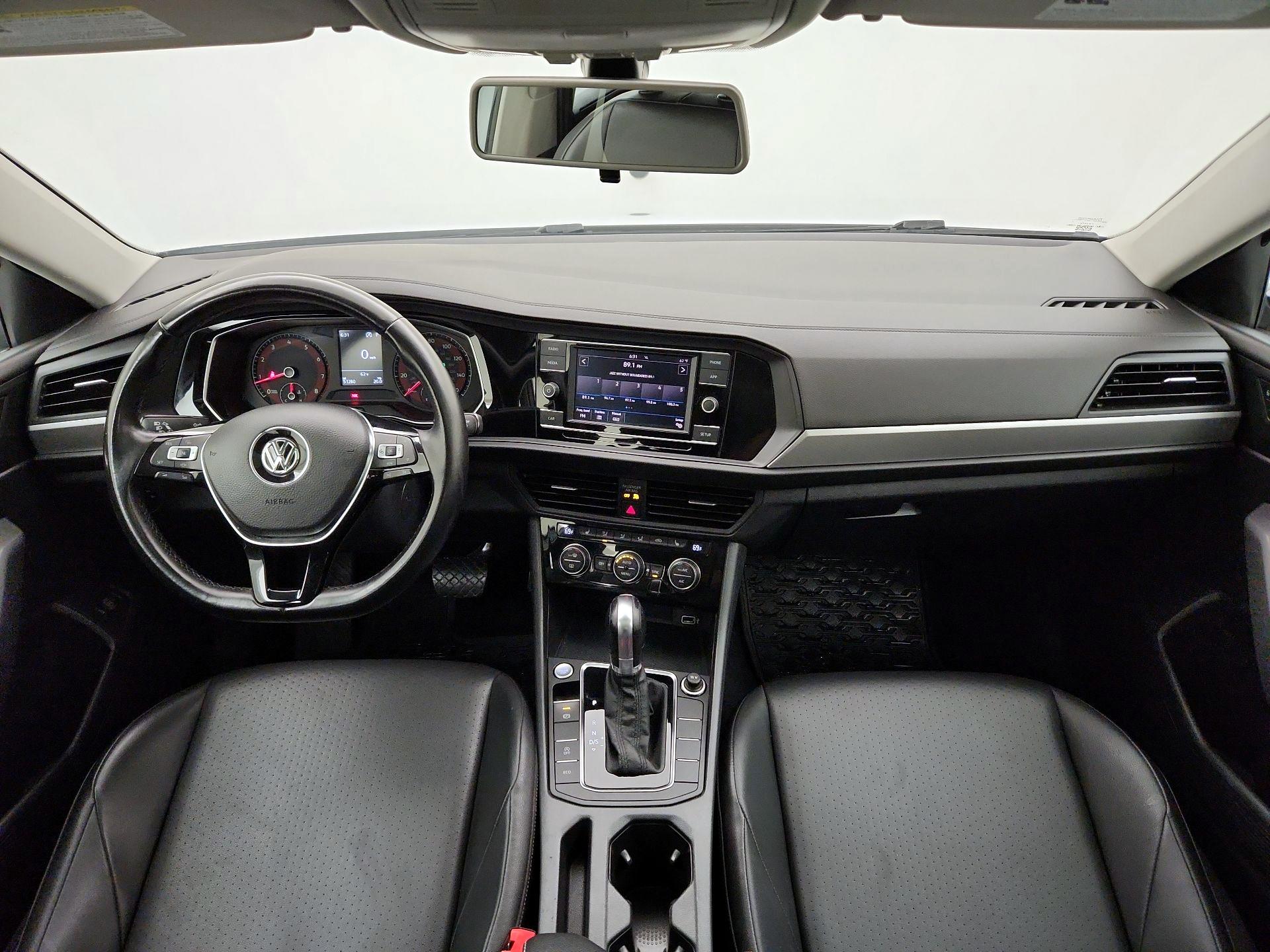 Thumbnail: 2019 Volkswagen Jetta - 9