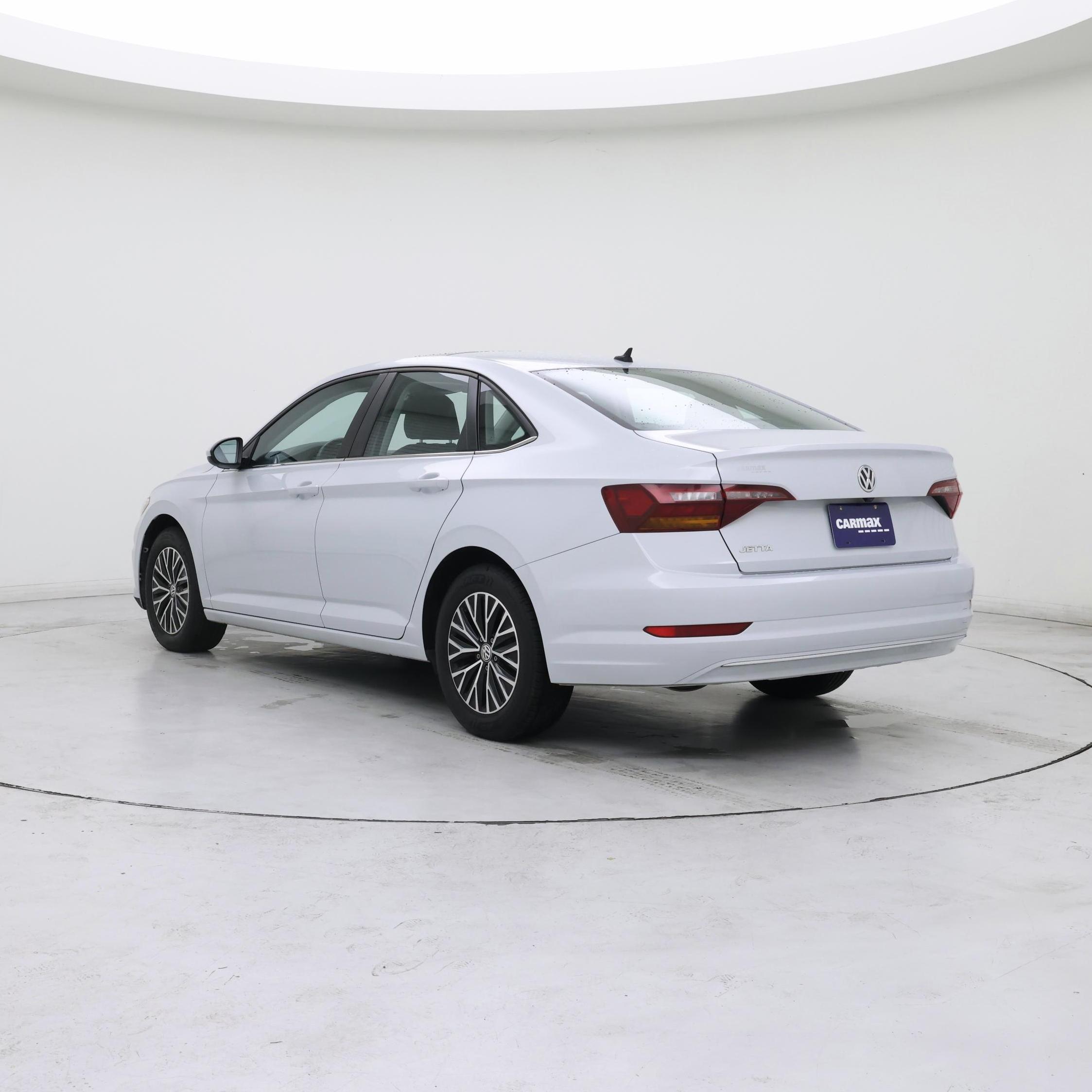 Thumbnail: 2019 Volkswagen Jetta - 2