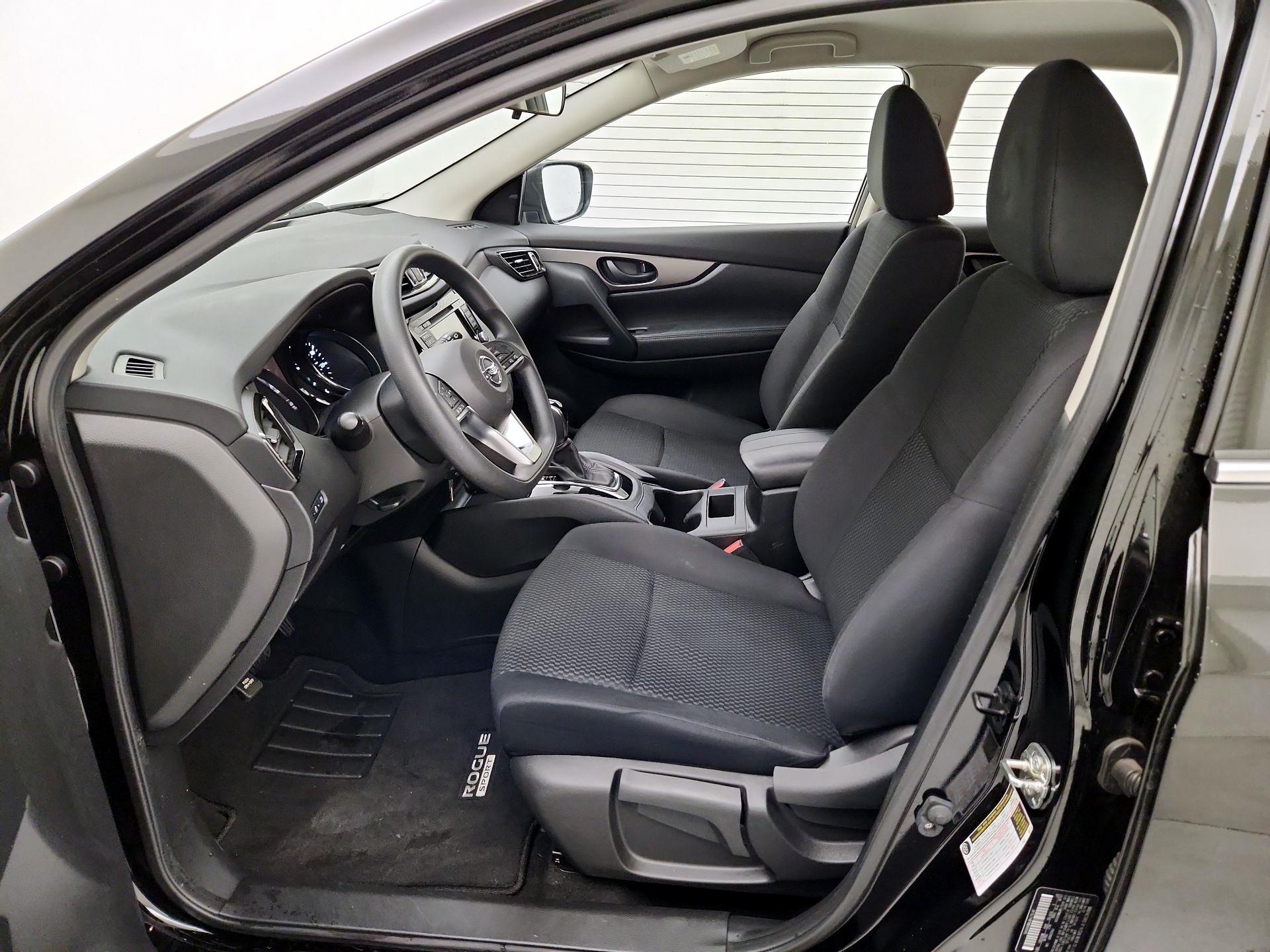 Thumbnail: 2021 Nissan Rogue Sport - 11