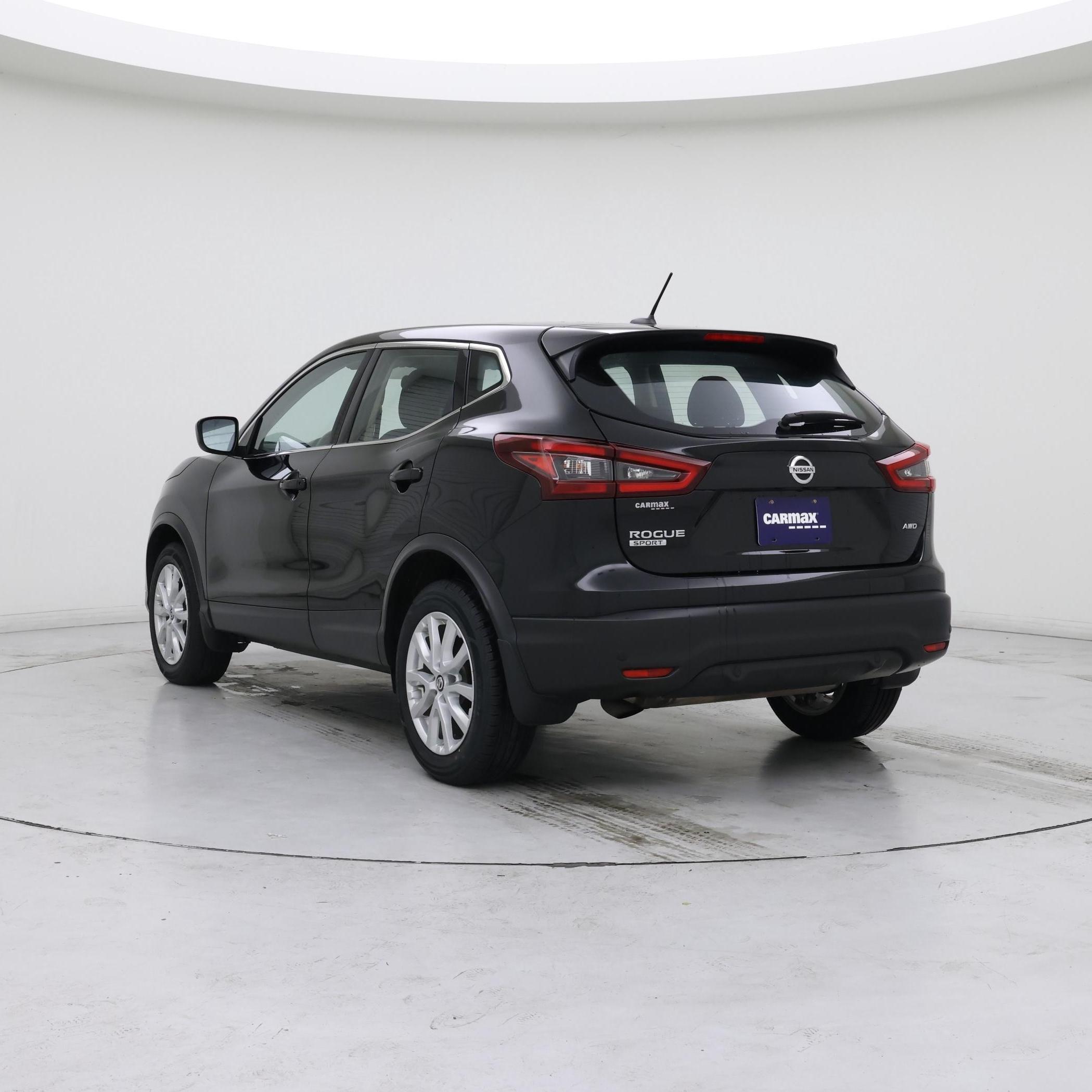 Thumbnail: 2021 Nissan Rogue Sport - 2