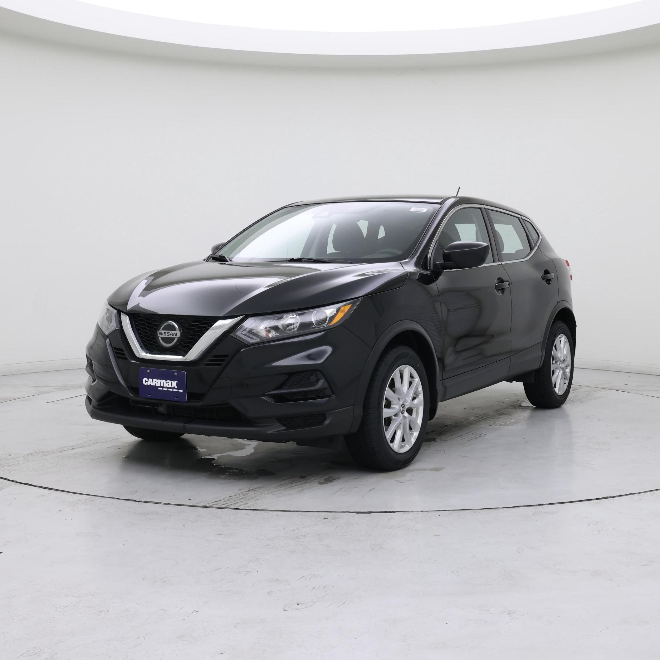 Thumbnail: 2021 Nissan Rogue Sport - 4