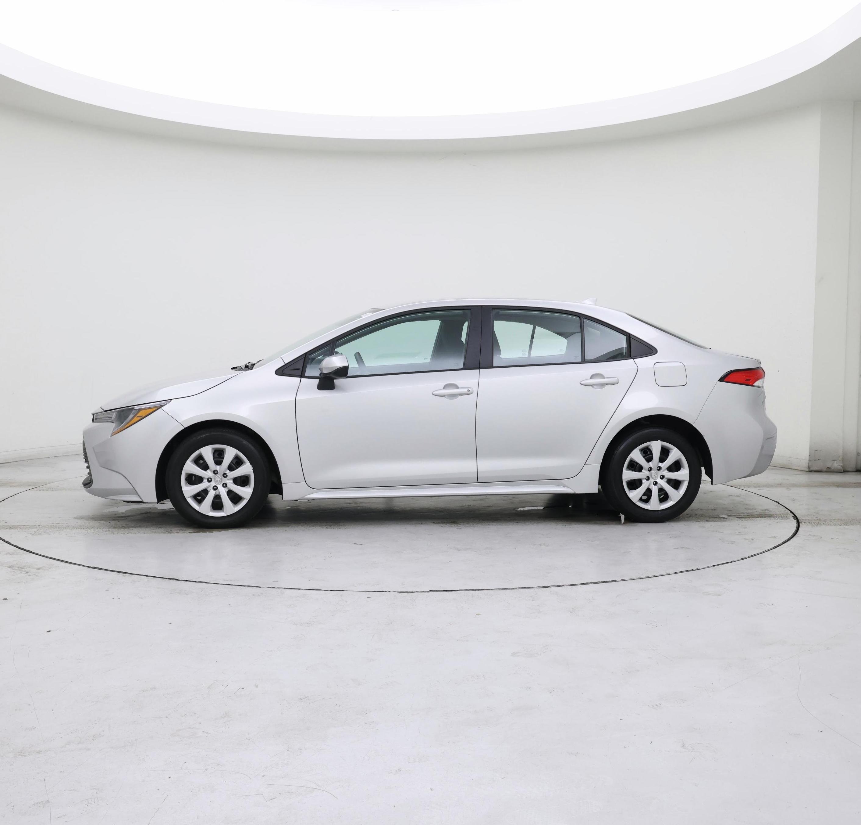 Thumbnail: 2024 Toyota Corolla - 3