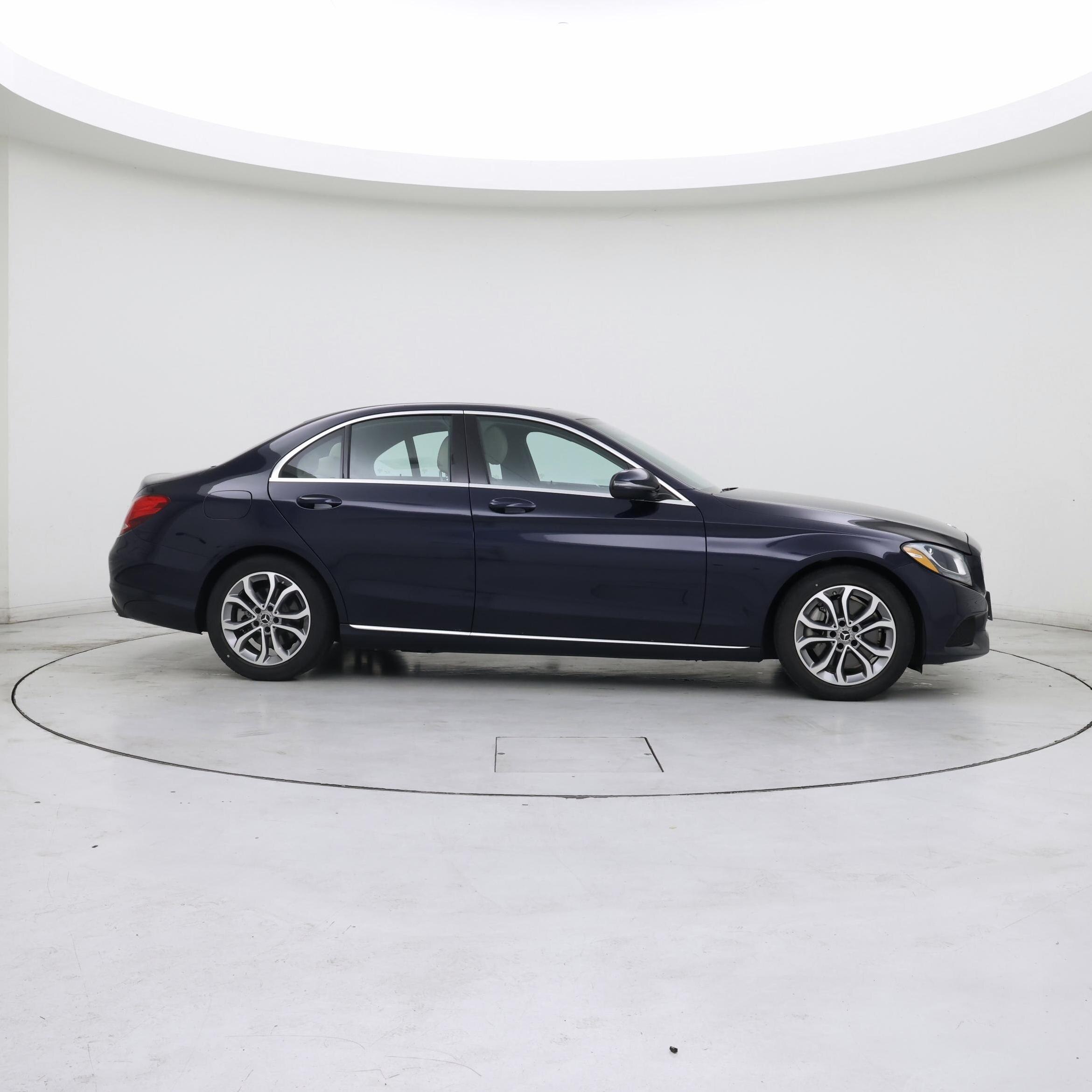 Thumbnail: 2018 Mercedes-Benz C-Class - 7