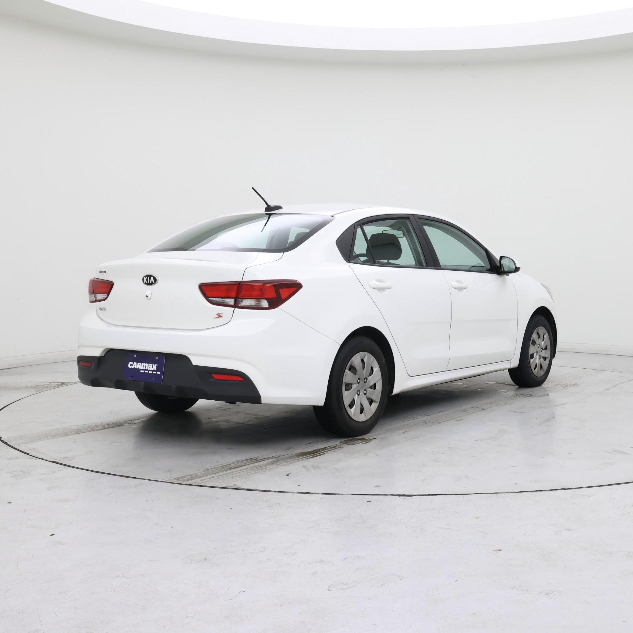 Thumbnail: 2019 Kia Rio - 8