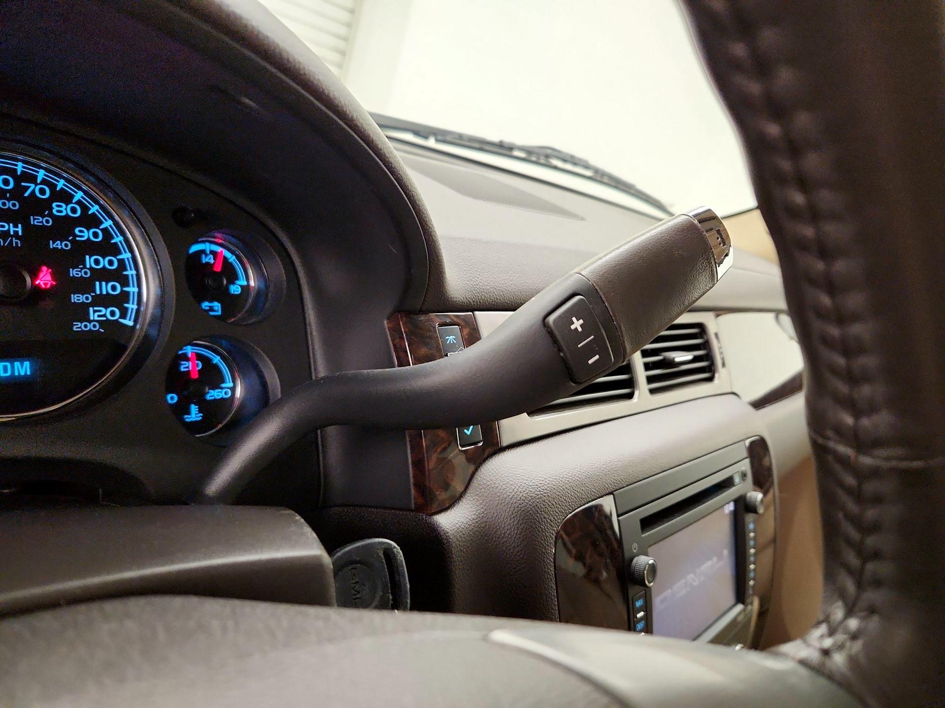 Thumbnail: 2014 GMC Yukon - 18