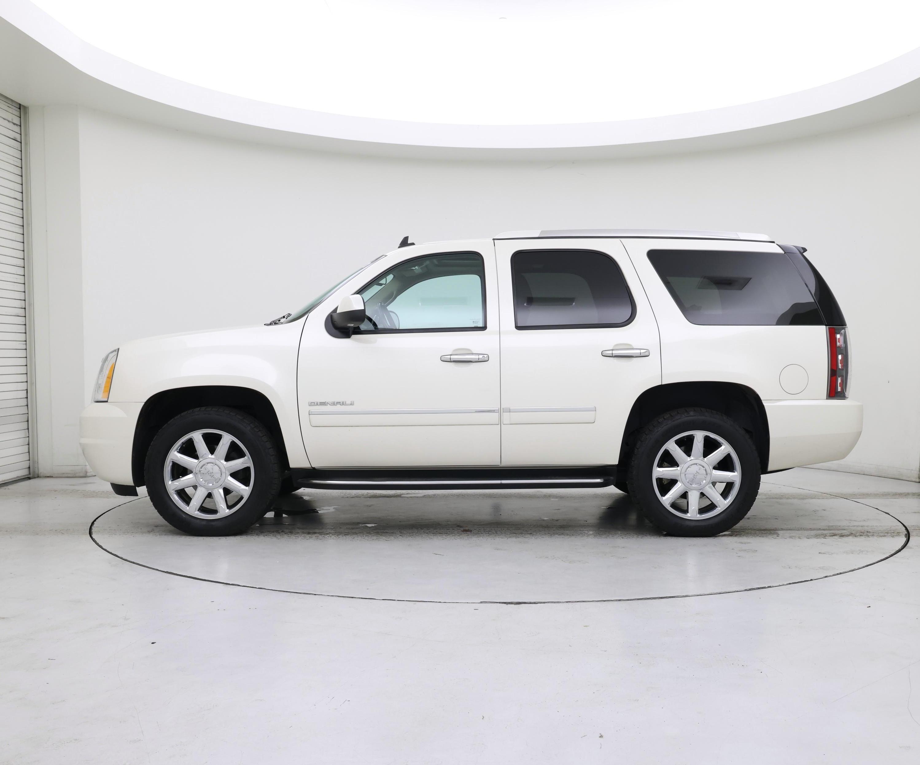 Thumbnail: 2014 GMC Yukon - 3