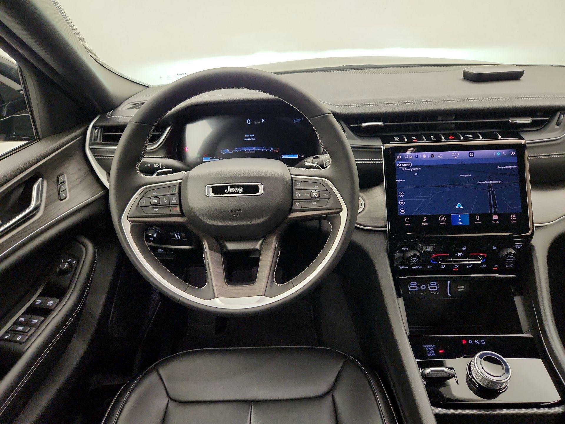 Thumbnail: 2024 Jeep Grand Cherokee L - 10