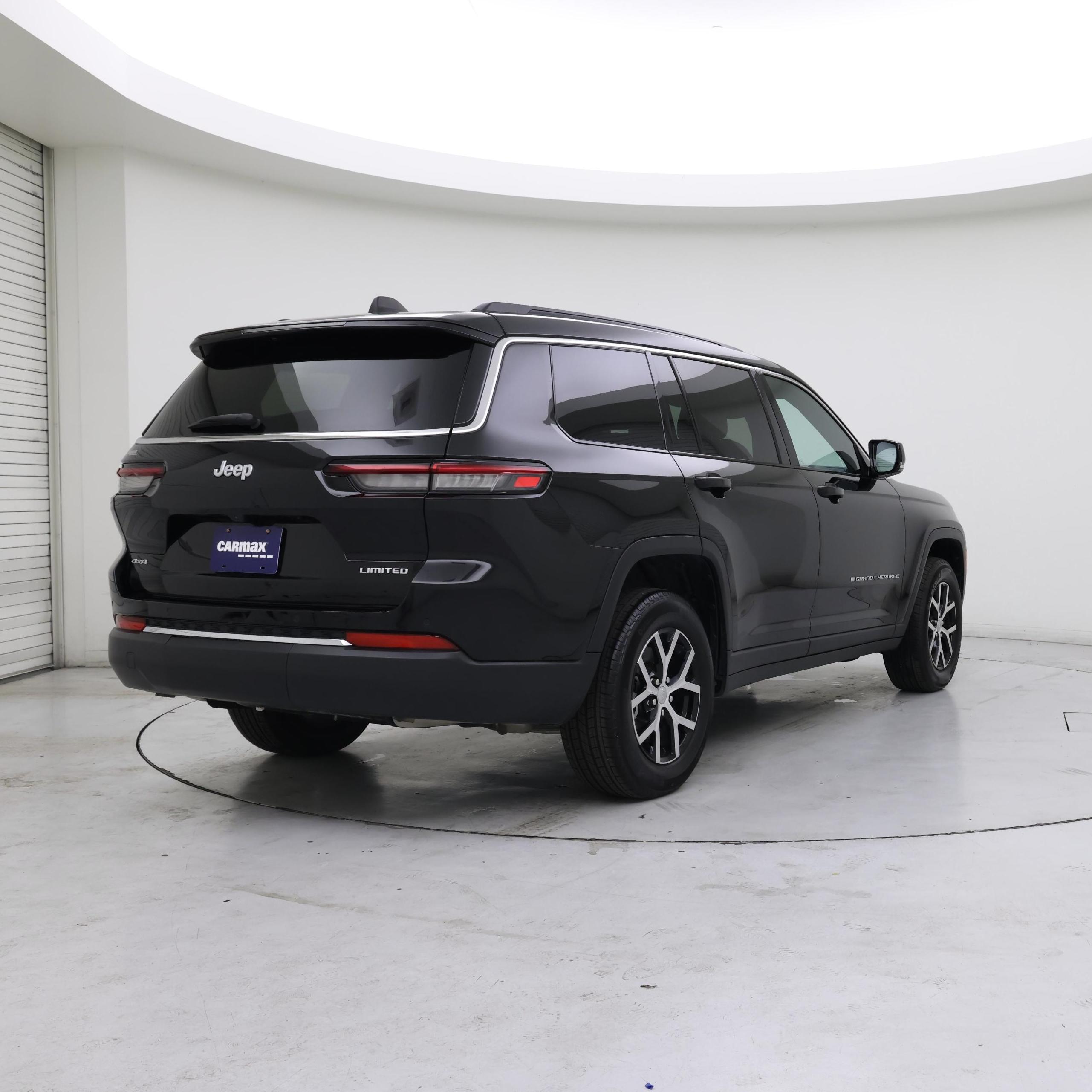 Thumbnail: 2024 Jeep Grand Cherokee L - 8