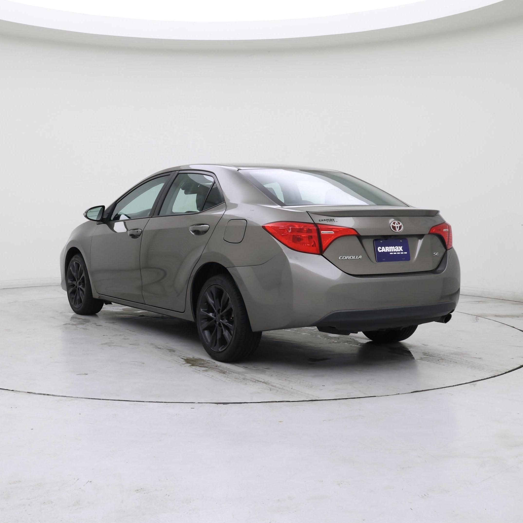 Thumbnail: 2017 Toyota Corolla - 2