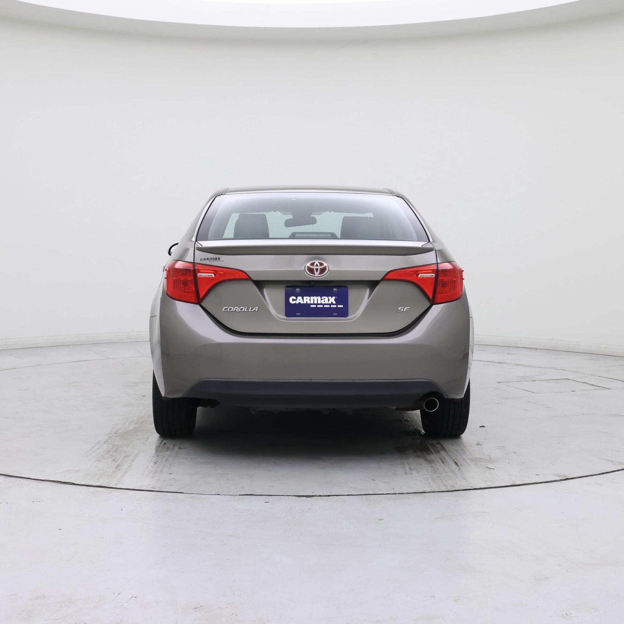 Thumbnail: 2017 Toyota Corolla - 6