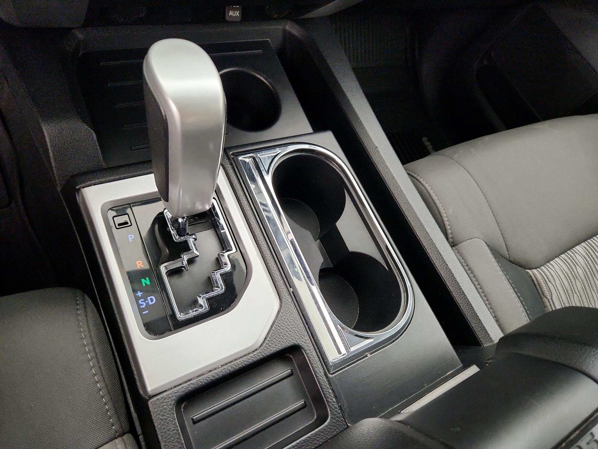 Thumbnail: 2019 Toyota Tundra - 17
