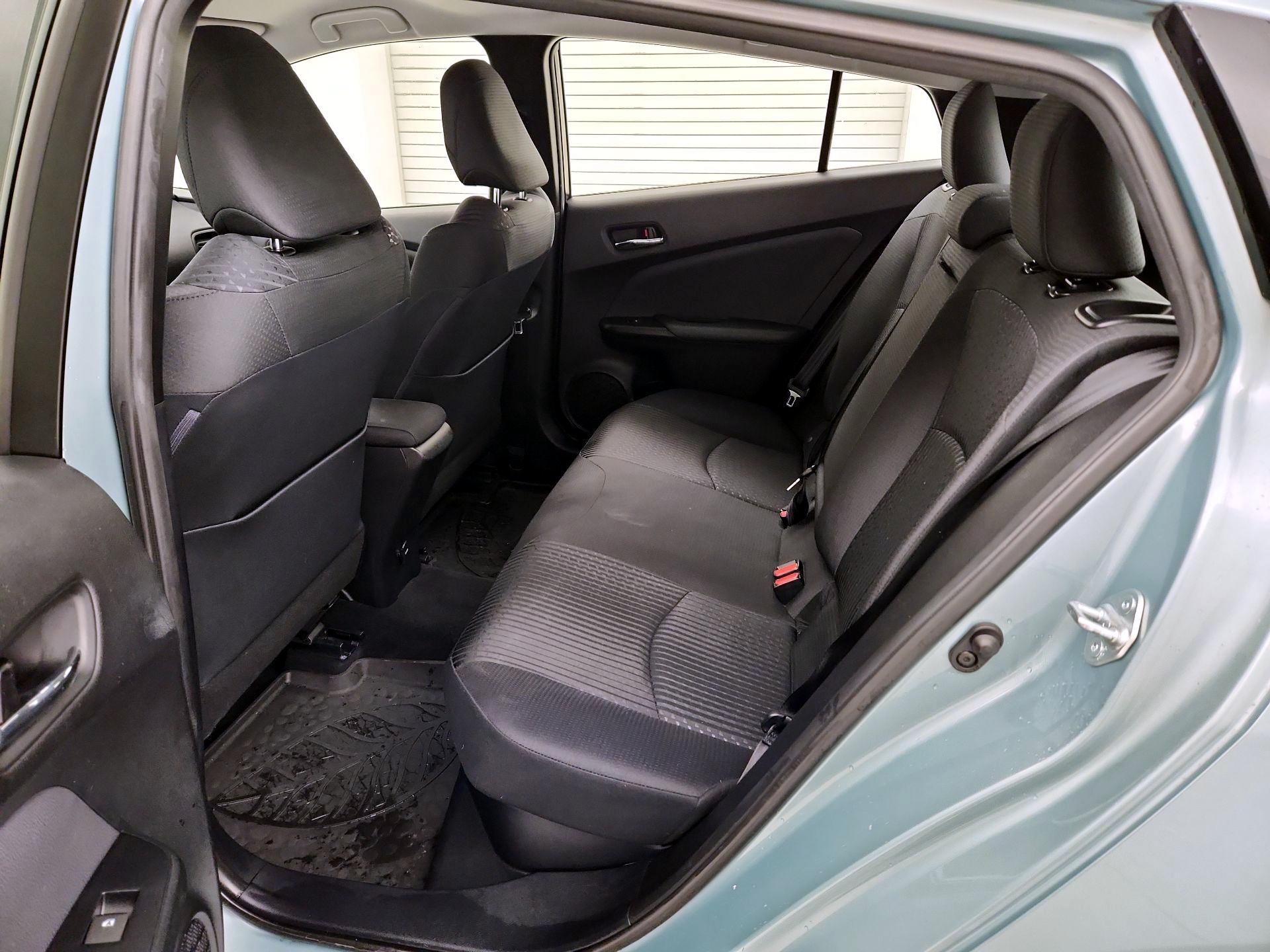 Thumbnail: 2016 Toyota Prius - 19