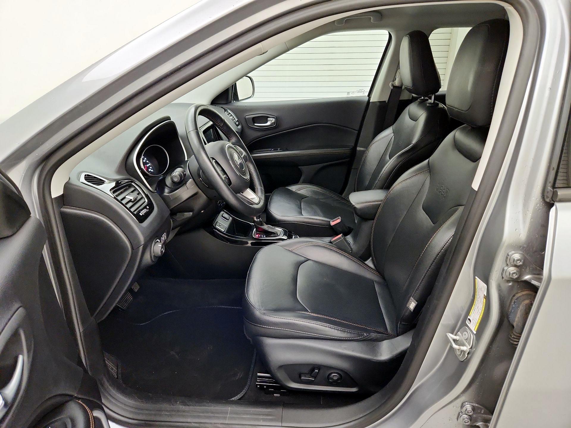 Thumbnail: 2019 Jeep Compass - 11