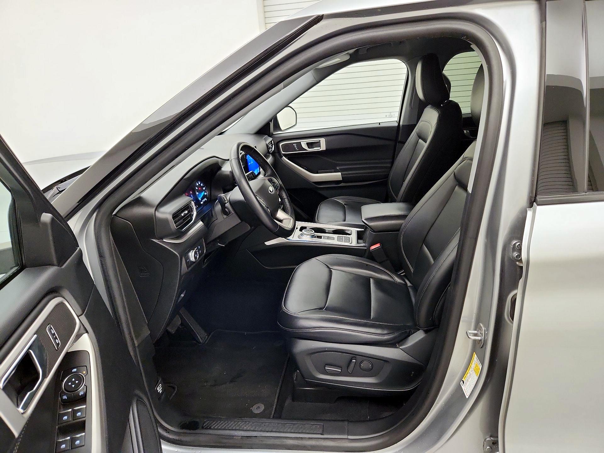 Thumbnail: 2021 Ford Explorer - 11