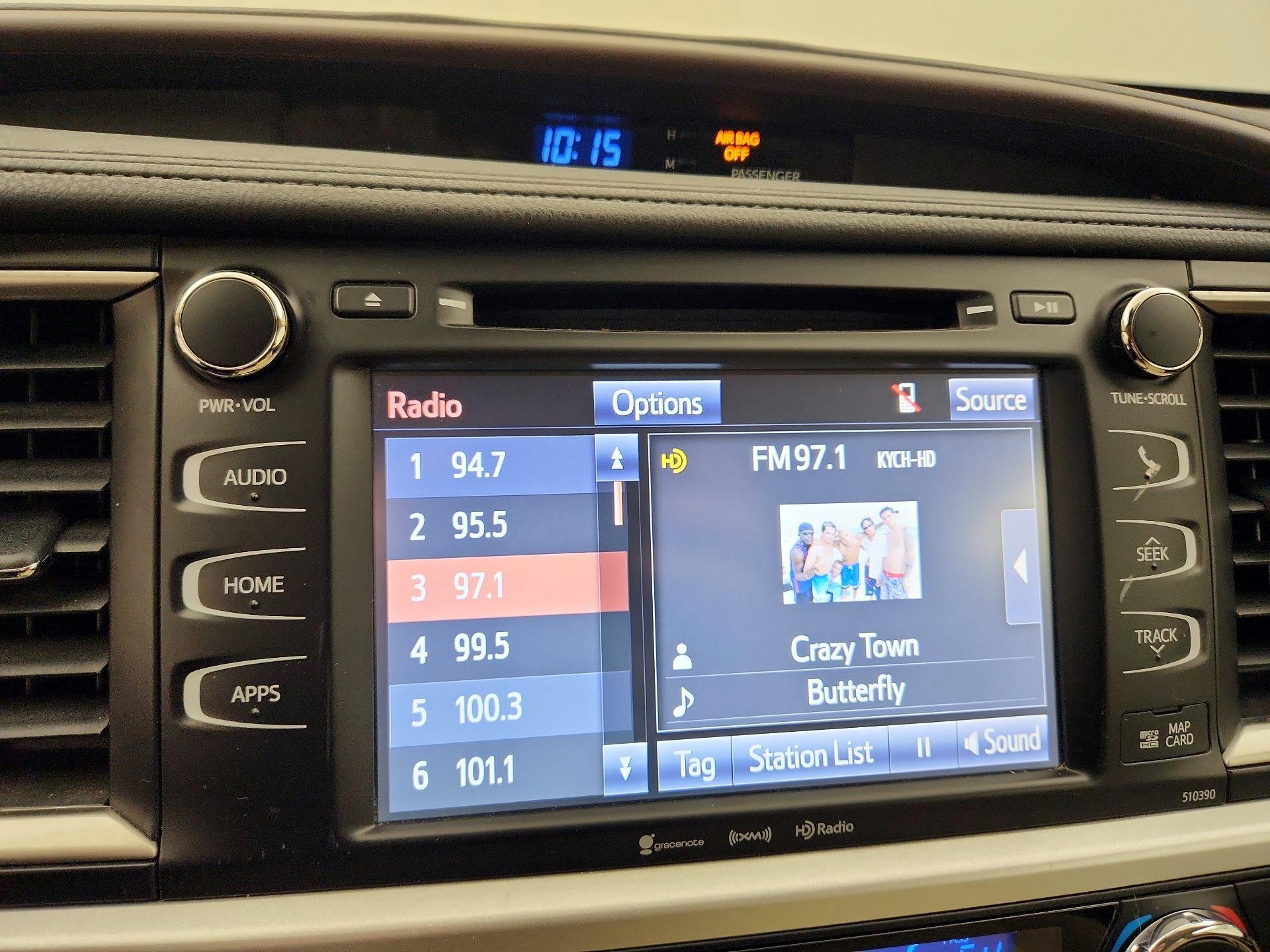 Thumbnail: 2019 Toyota Highlander - 15