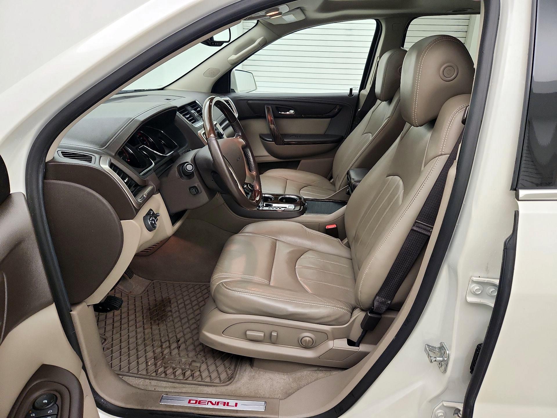 Thumbnail: 2014 GMC Acadia - 11