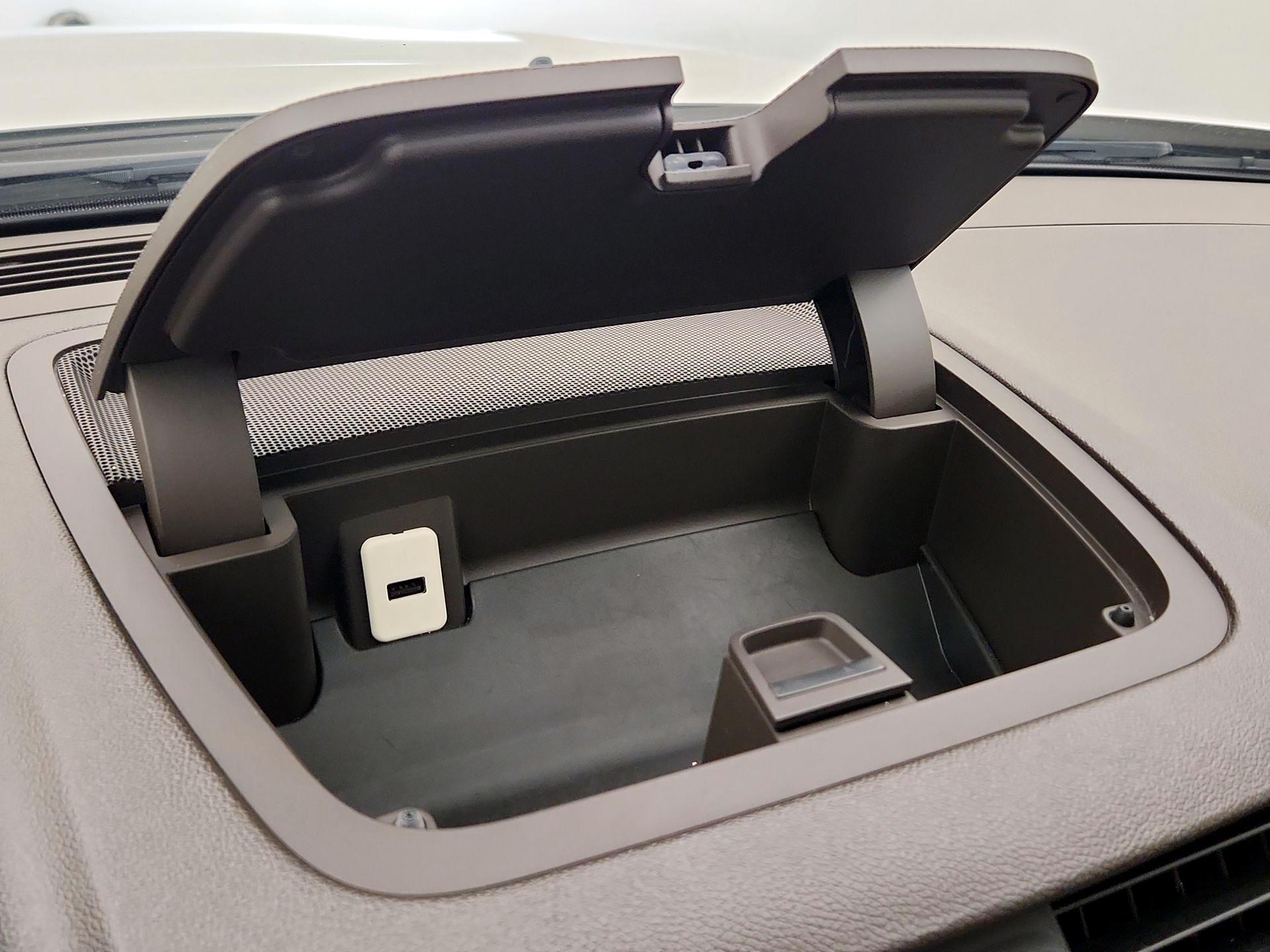 Thumbnail: 2014 GMC Acadia - 18