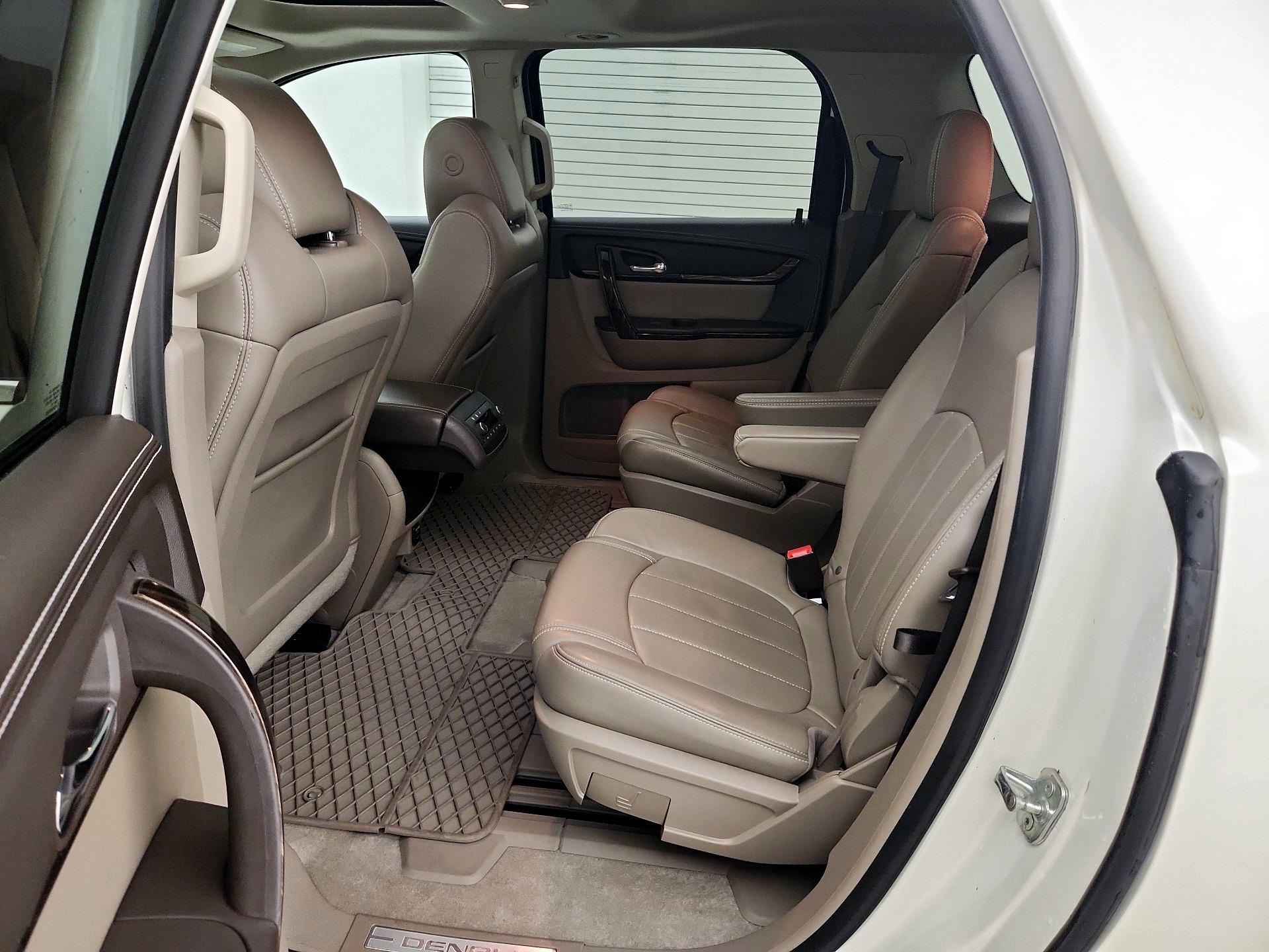 Thumbnail: 2014 GMC Acadia - 20