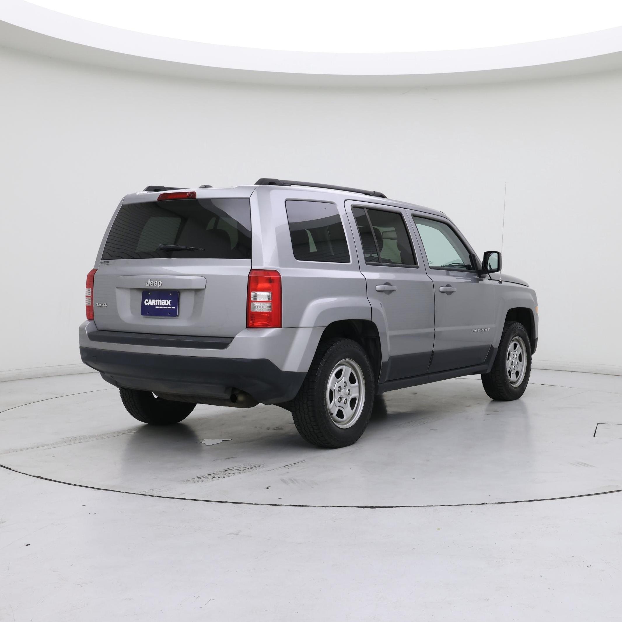 Thumbnail: 2017 Jeep Patriot - 8