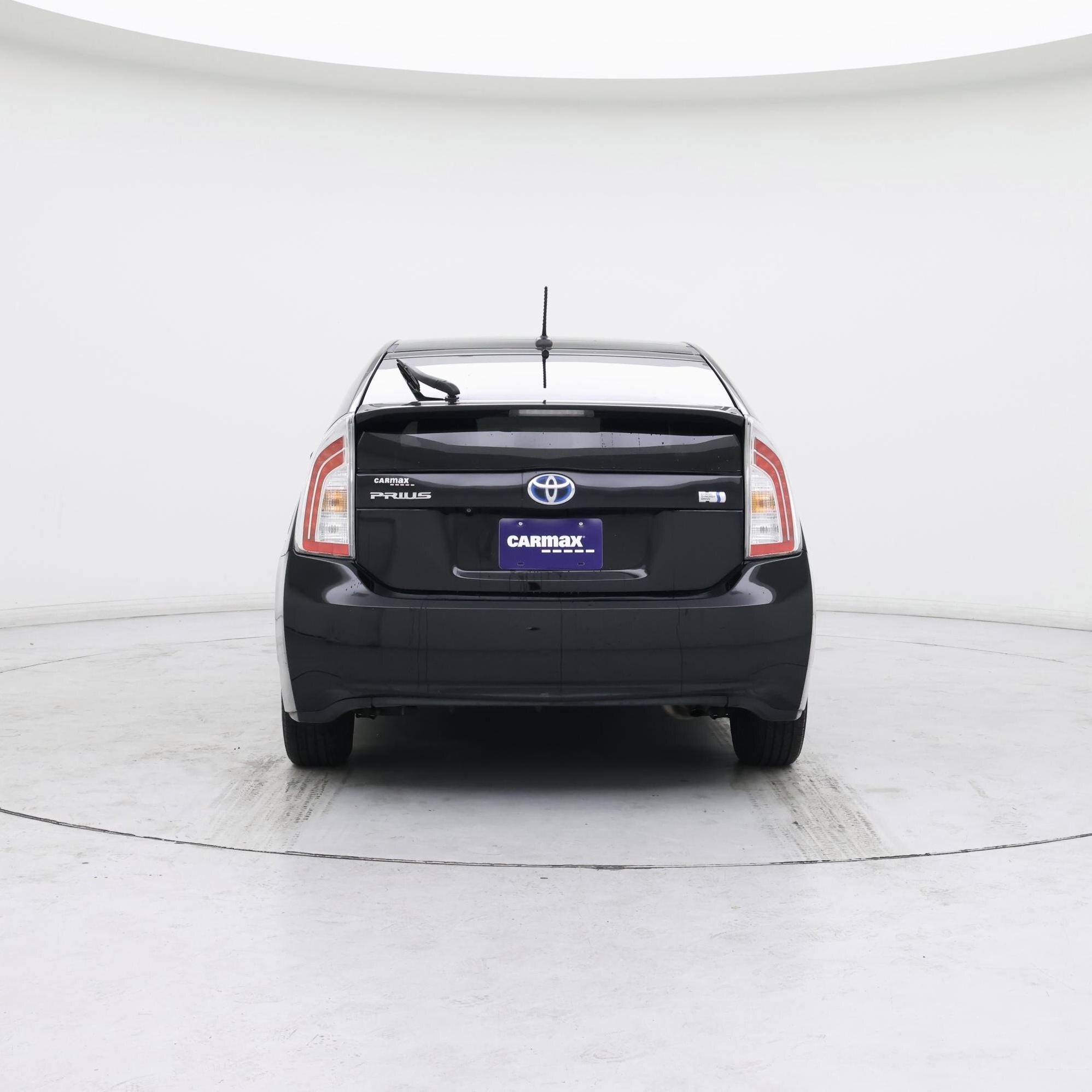 Thumbnail: 2014 Toyota Prius - 6