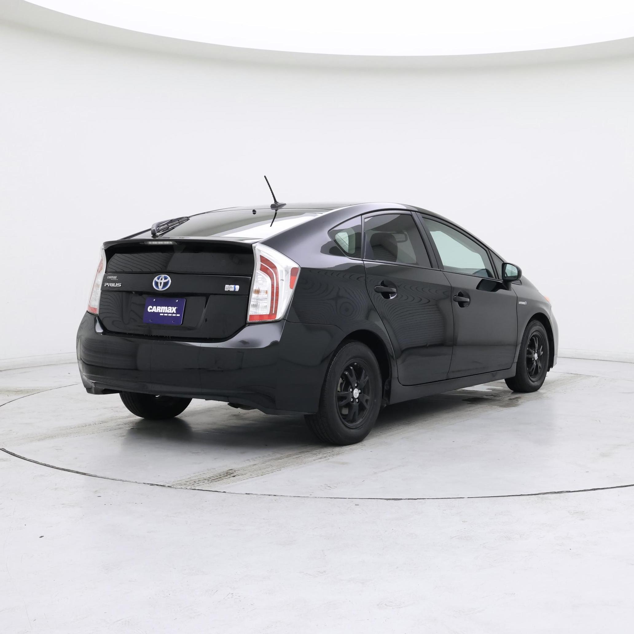 Thumbnail: 2014 Toyota Prius - 8
