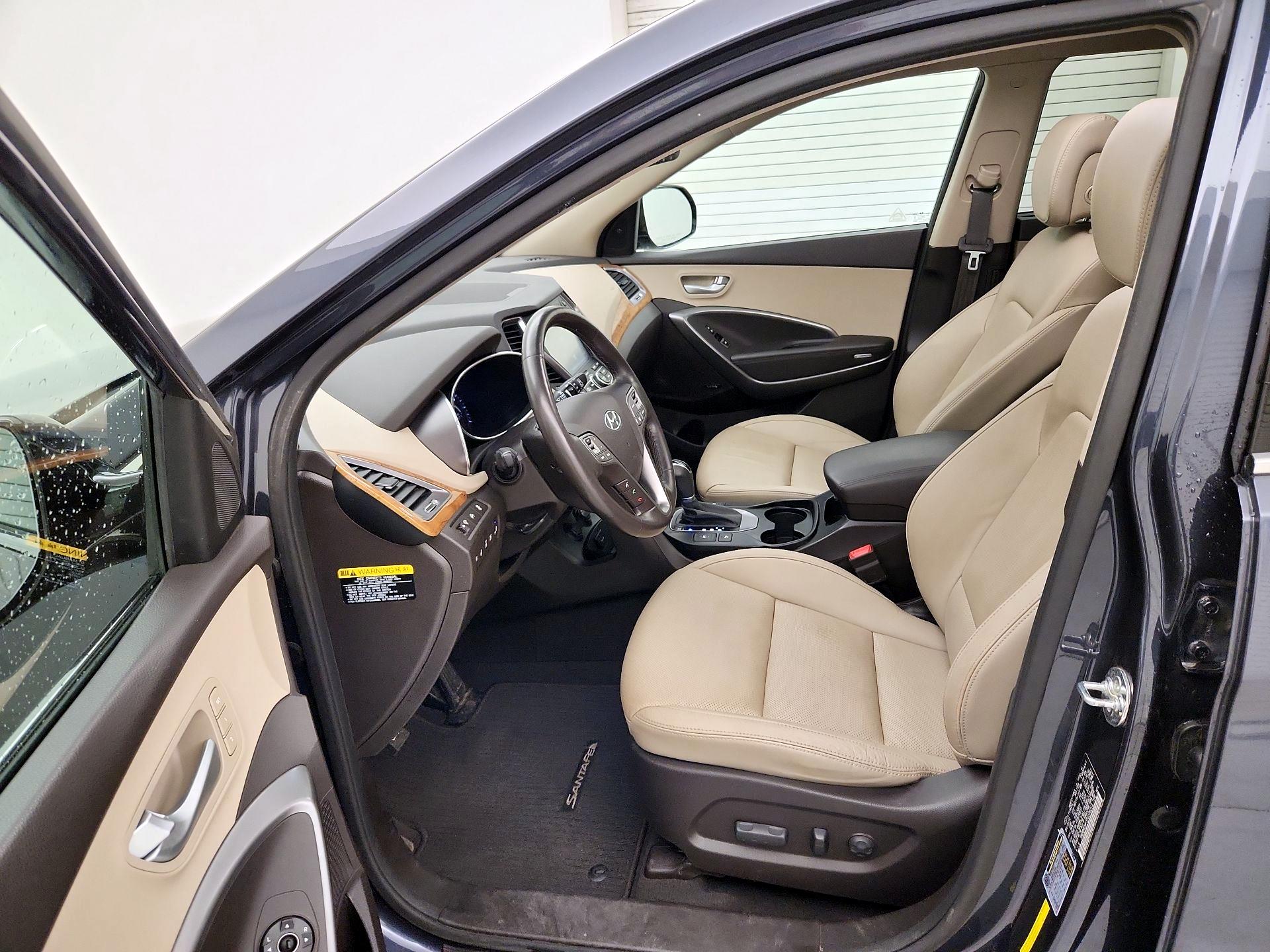 Thumbnail: 2015 Hyundai Santa Fe - 11