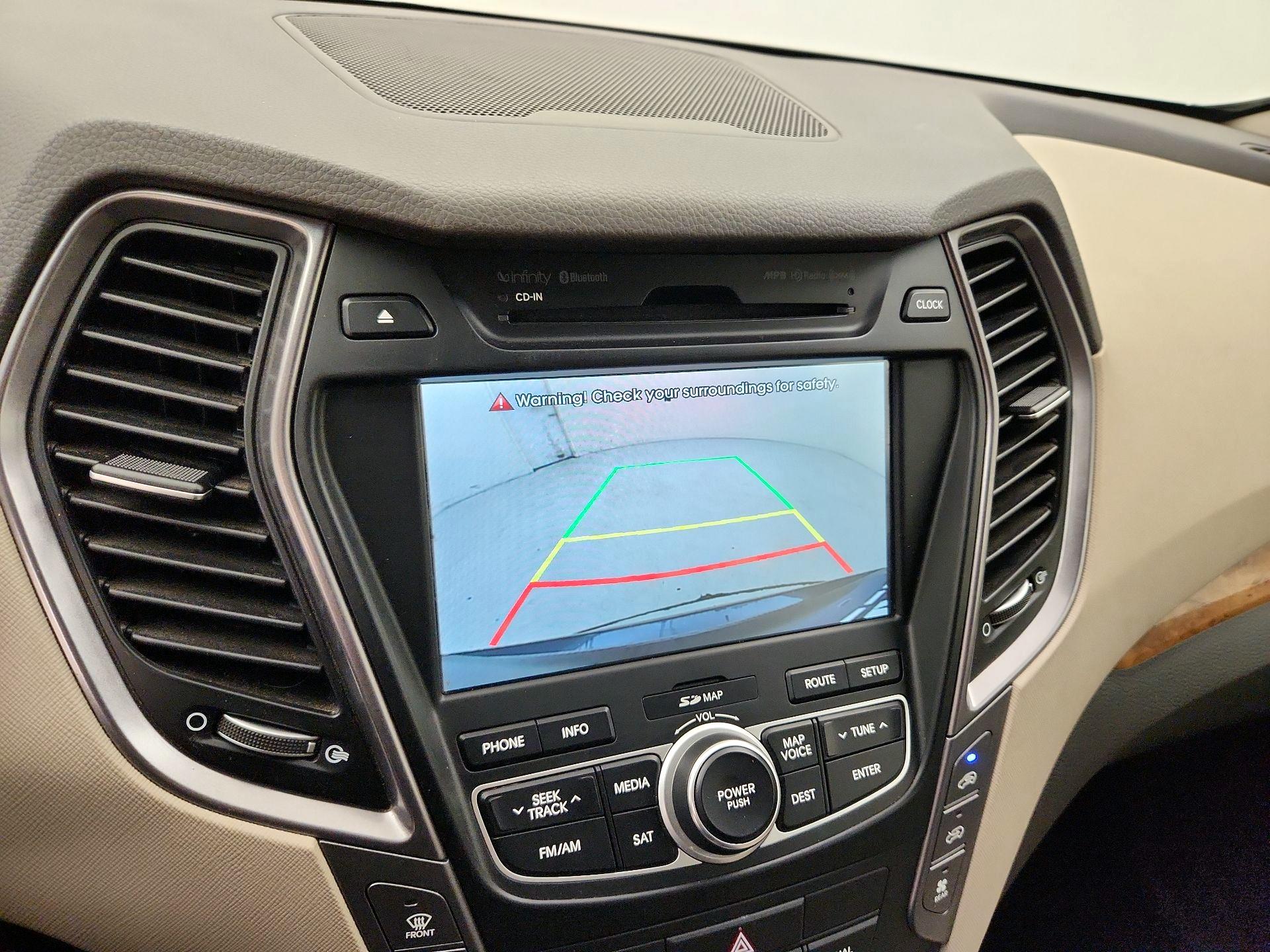 Thumbnail: 2015 Hyundai Santa Fe - 15