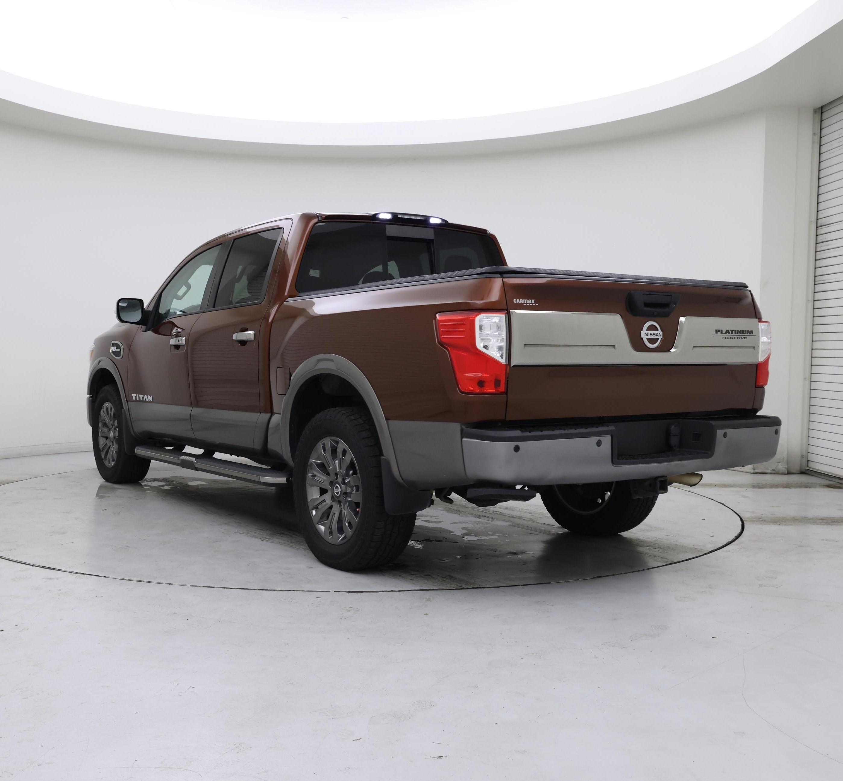 Thumbnail: 2017 Nissan Titan - 2