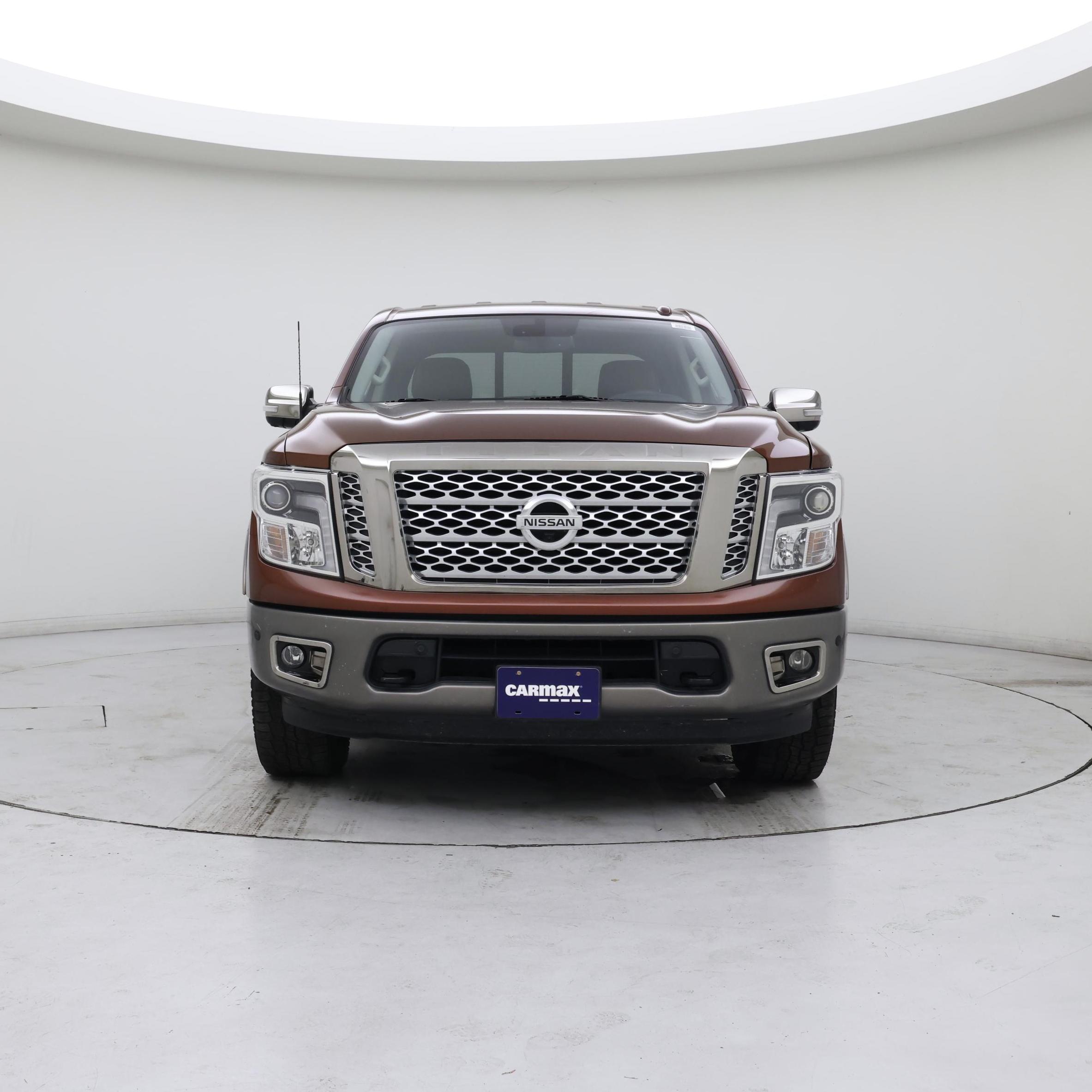 Thumbnail: 2017 Nissan Titan - 5