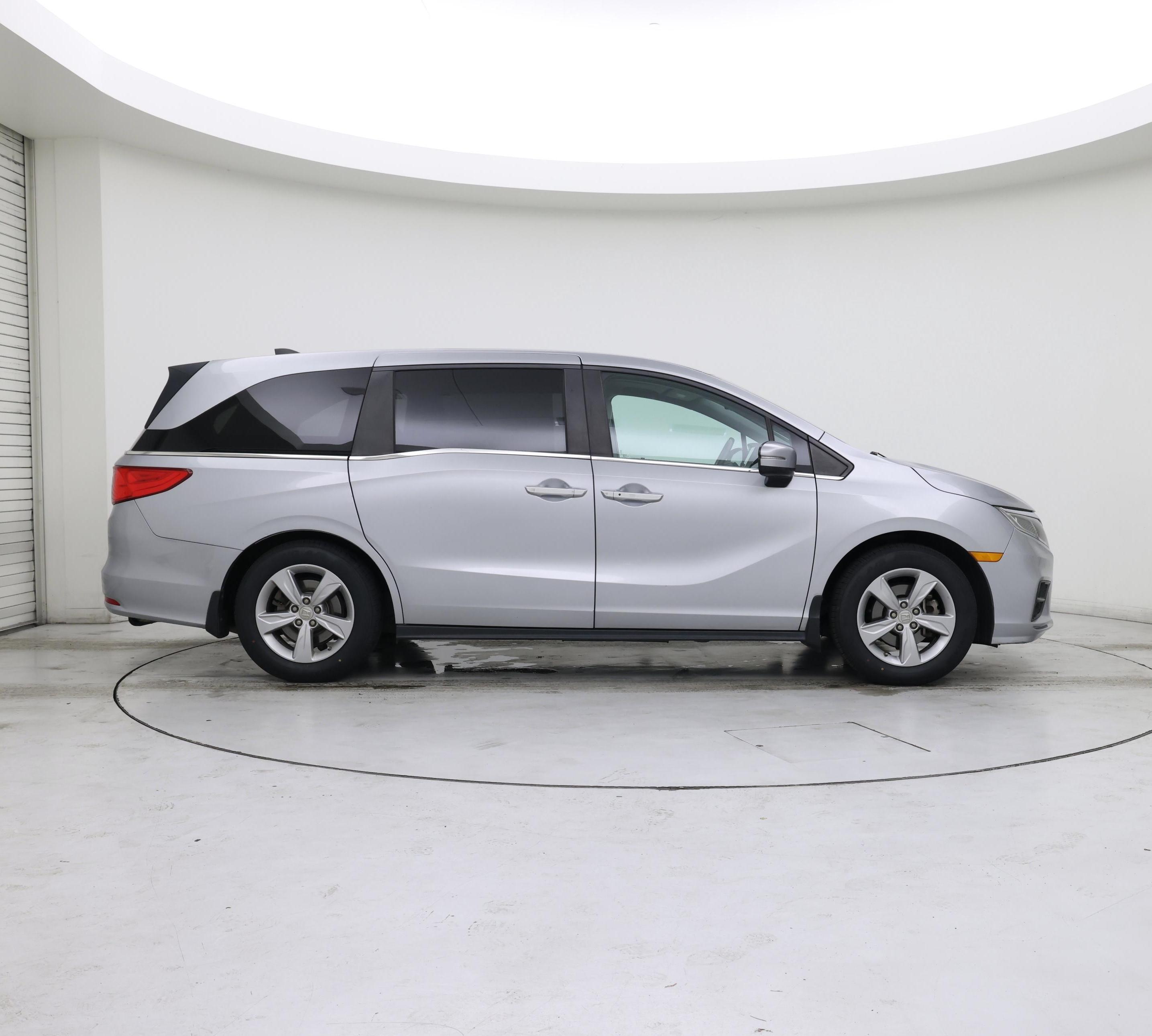 Thumbnail: 2018 Honda Odyssey - 7