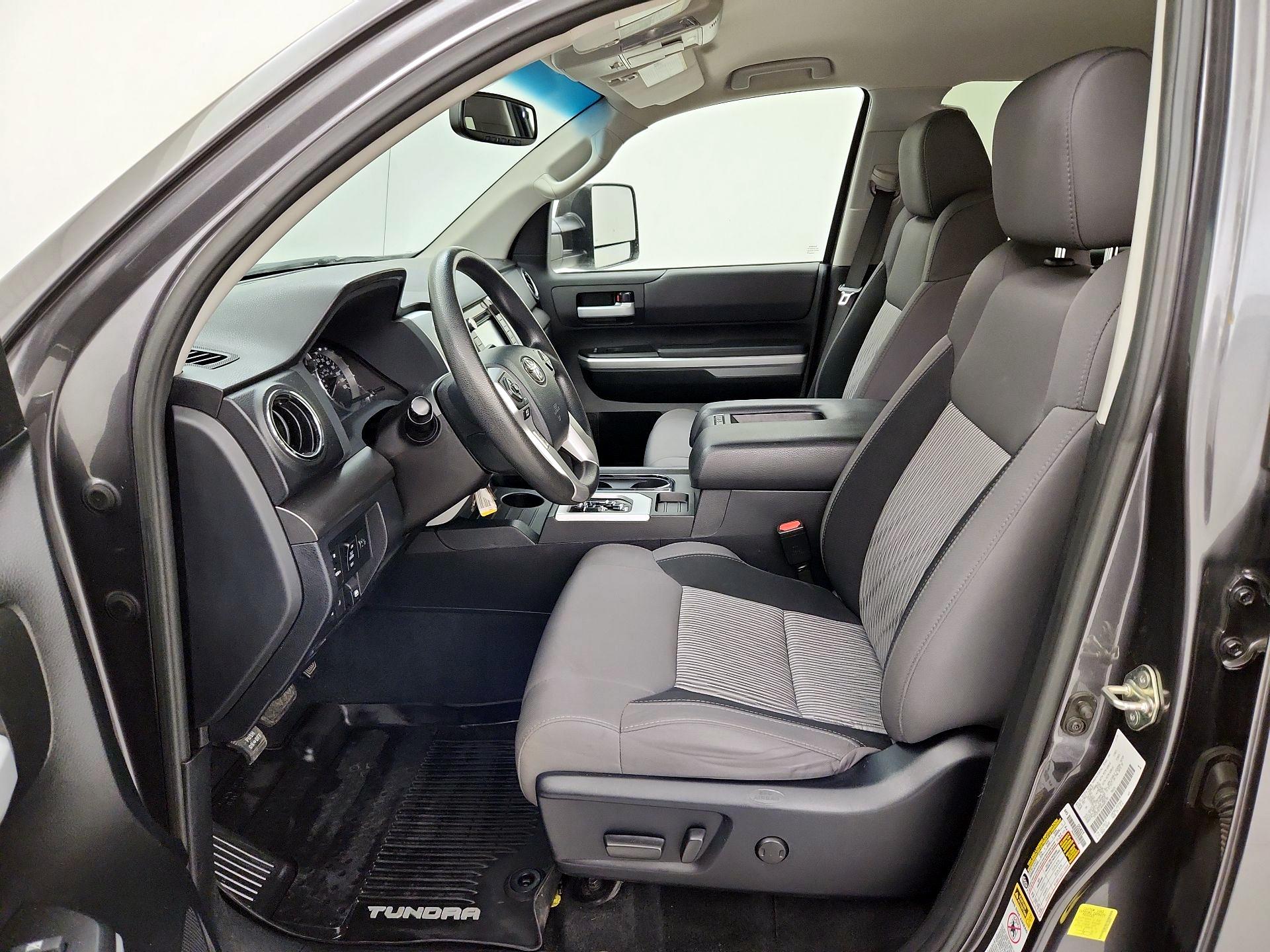 Thumbnail: 2017 Toyota Tundra - 11