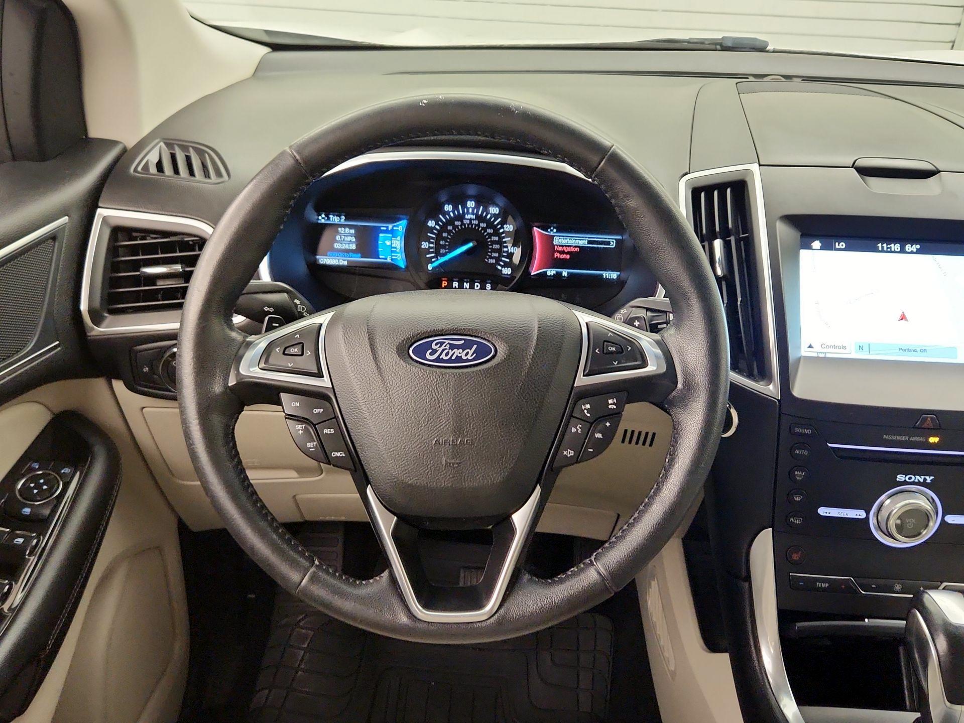 Thumbnail: 2018 Ford Edge - 10