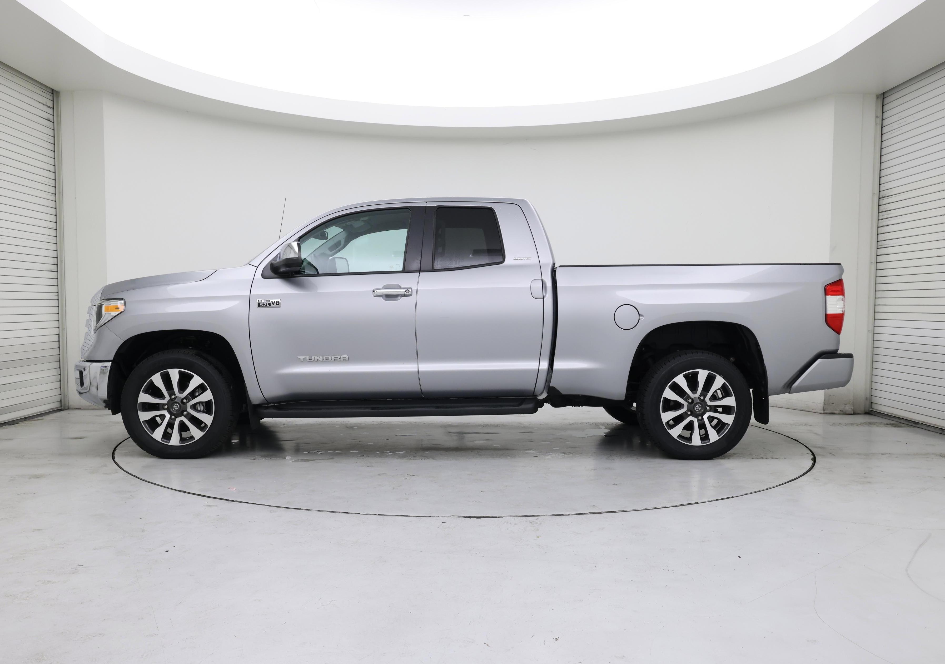 Thumbnail: 2019 Toyota Tundra - 3
