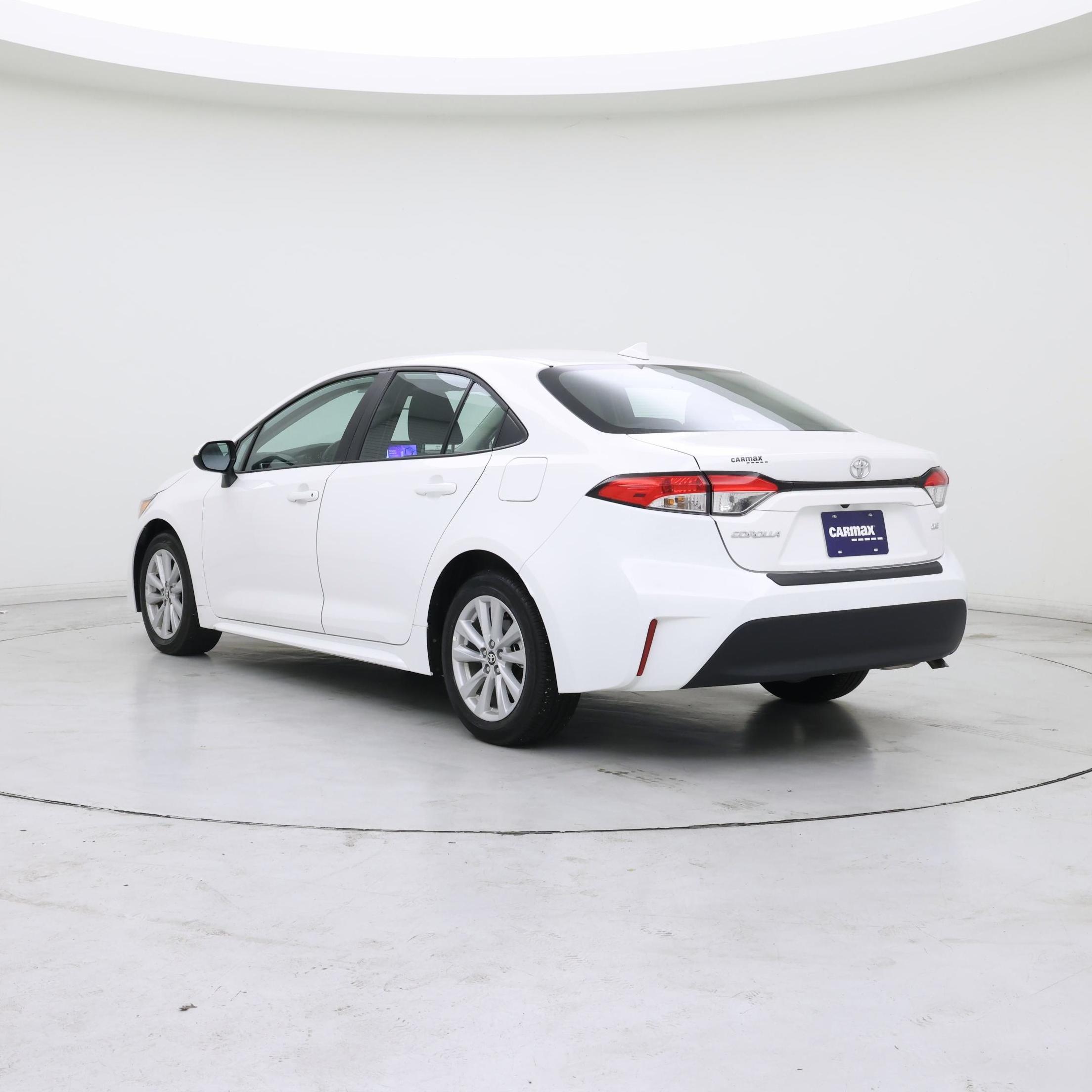 Thumbnail: 2024 Toyota Corolla - 2