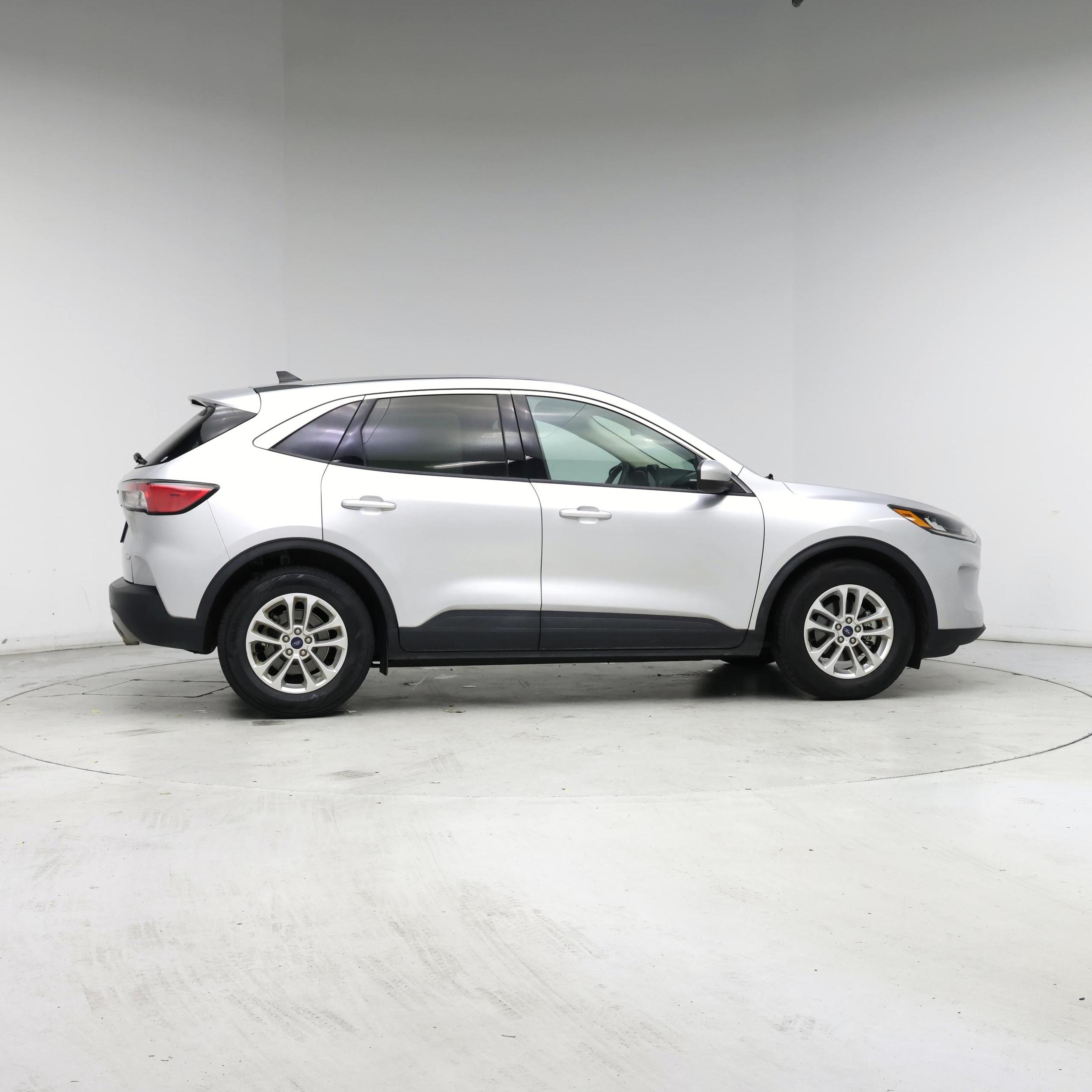 Thumbnail: 2020 Ford Escape - 7