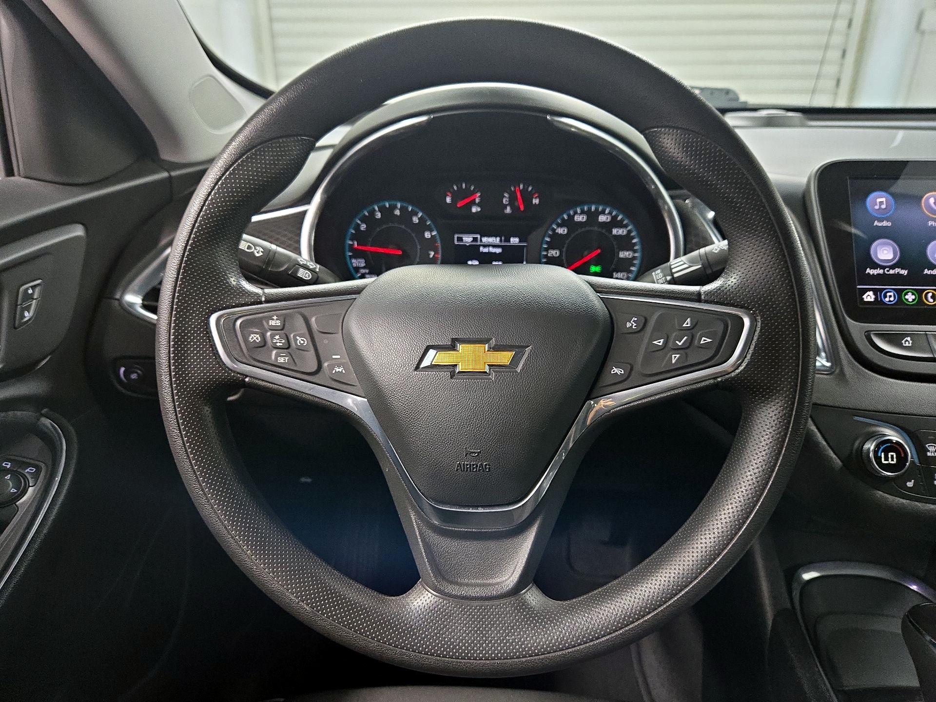 Thumbnail: 2020 Chevrolet Malibu - 10