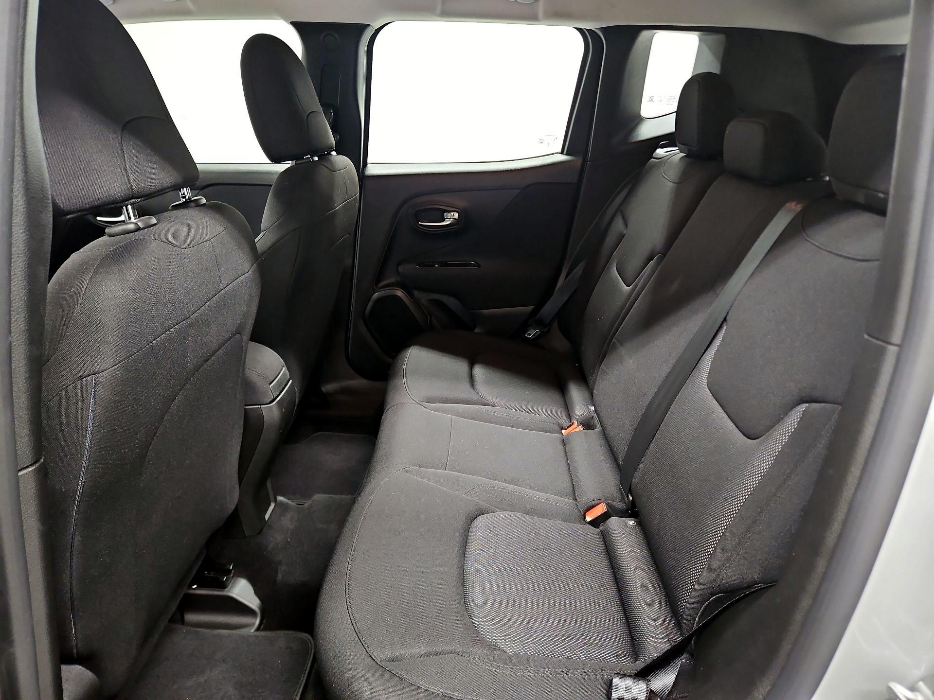 Thumbnail: 2021 Jeep Renegade - 19