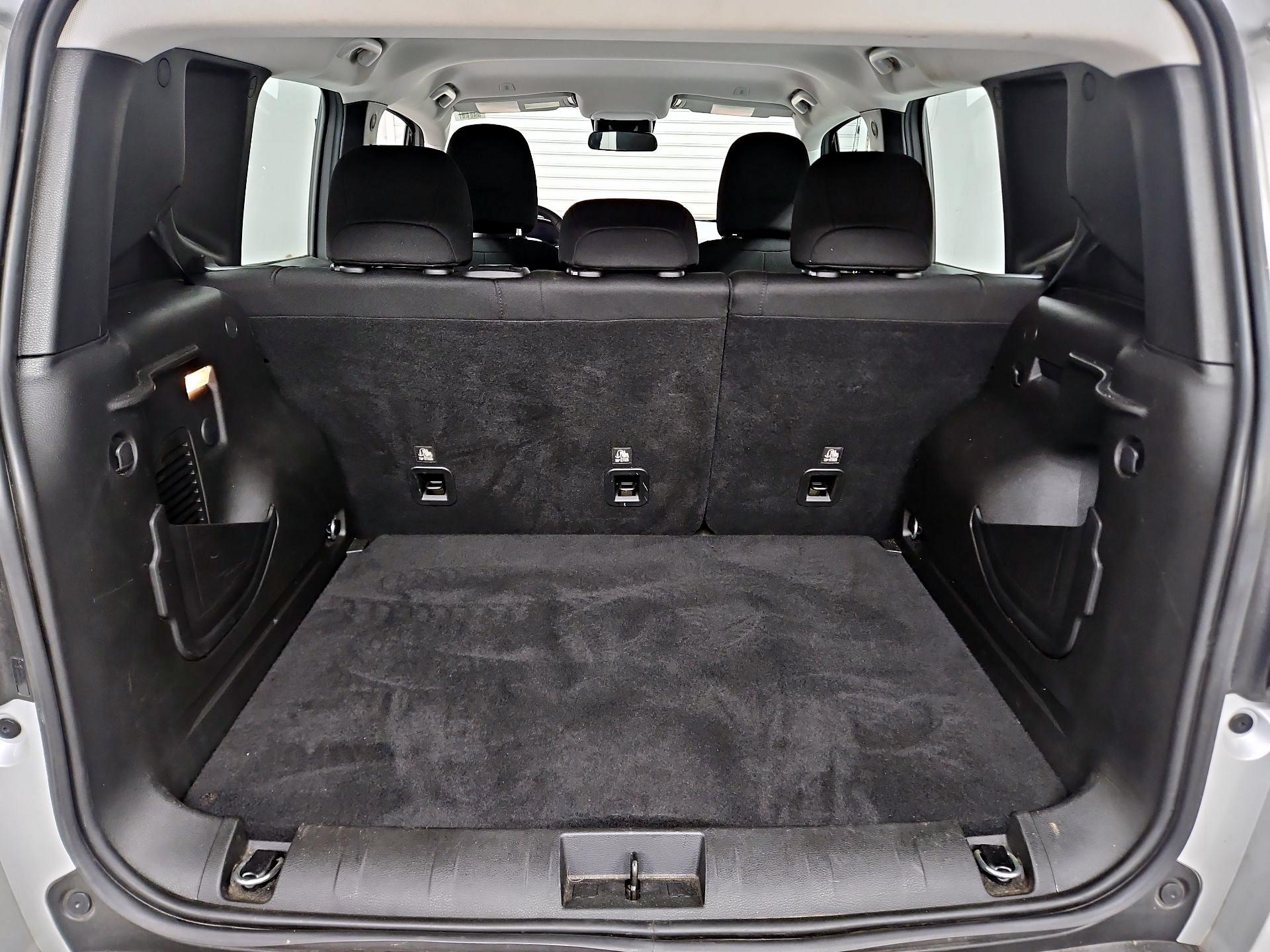 Thumbnail: 2021 Jeep Renegade - 20