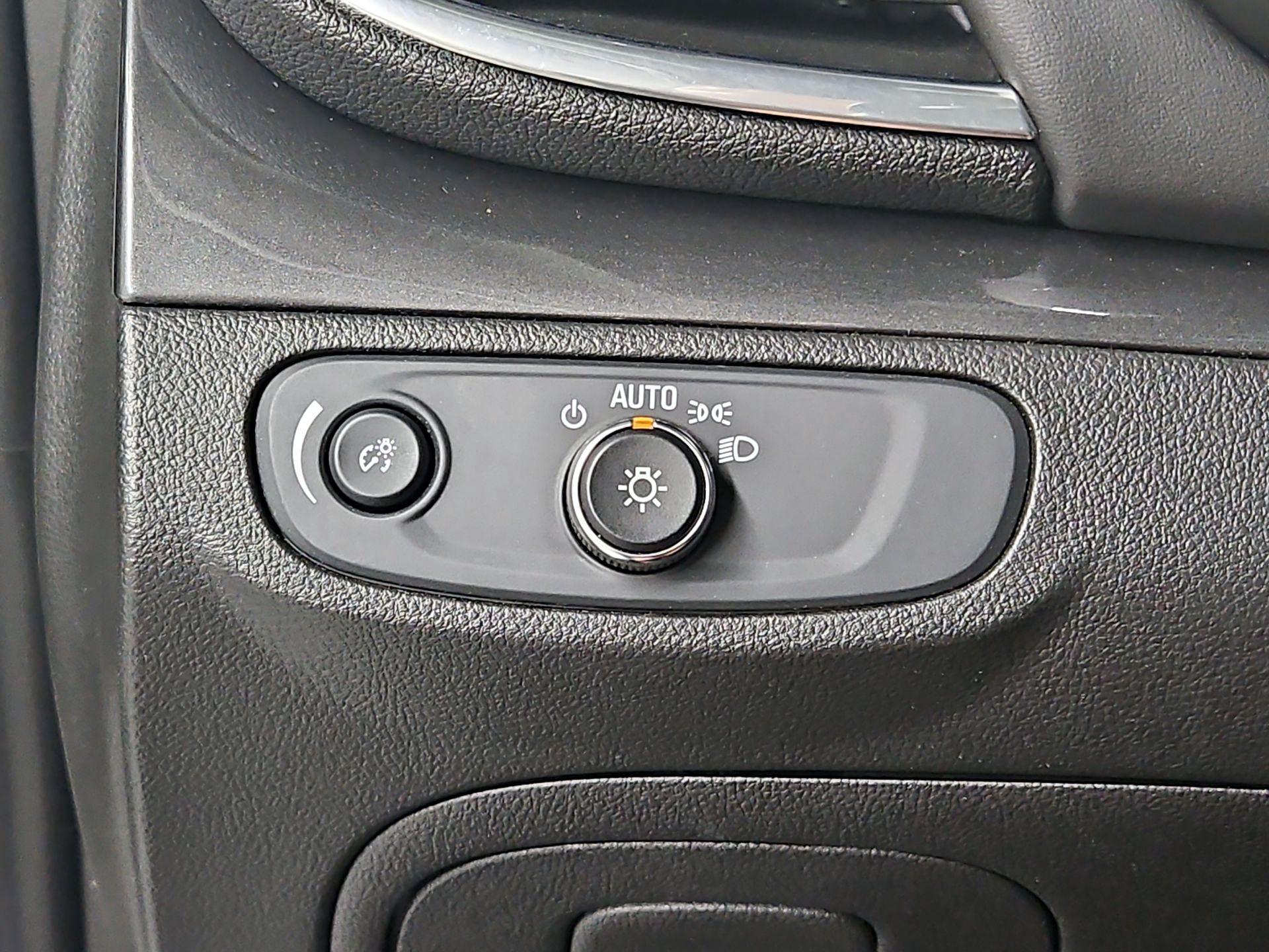 Thumbnail: 2022 Buick Encore - 13