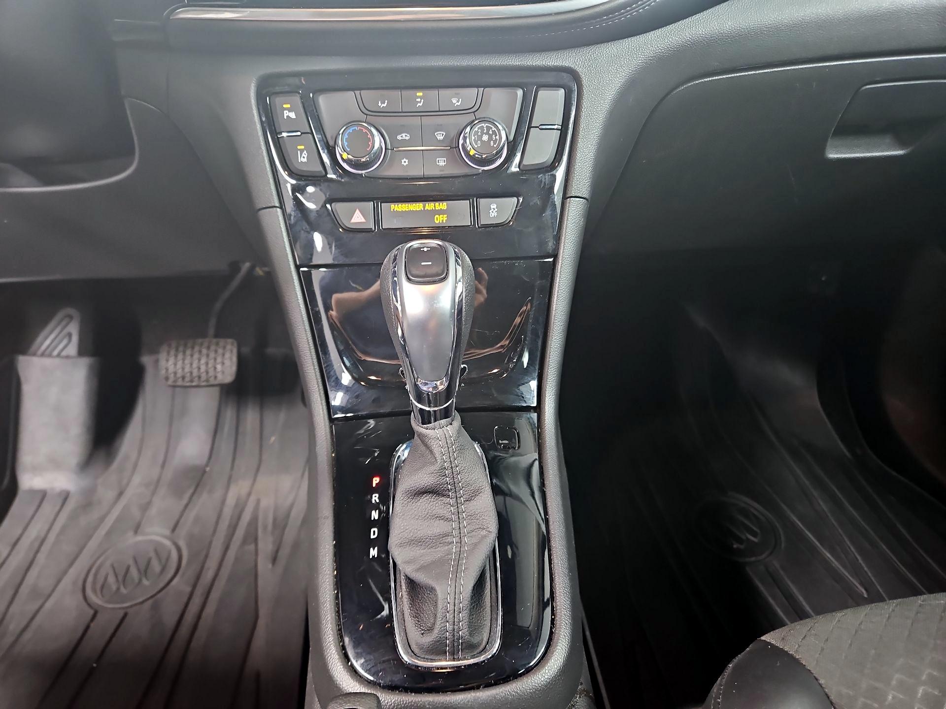 Thumbnail: 2022 Buick Encore - 17