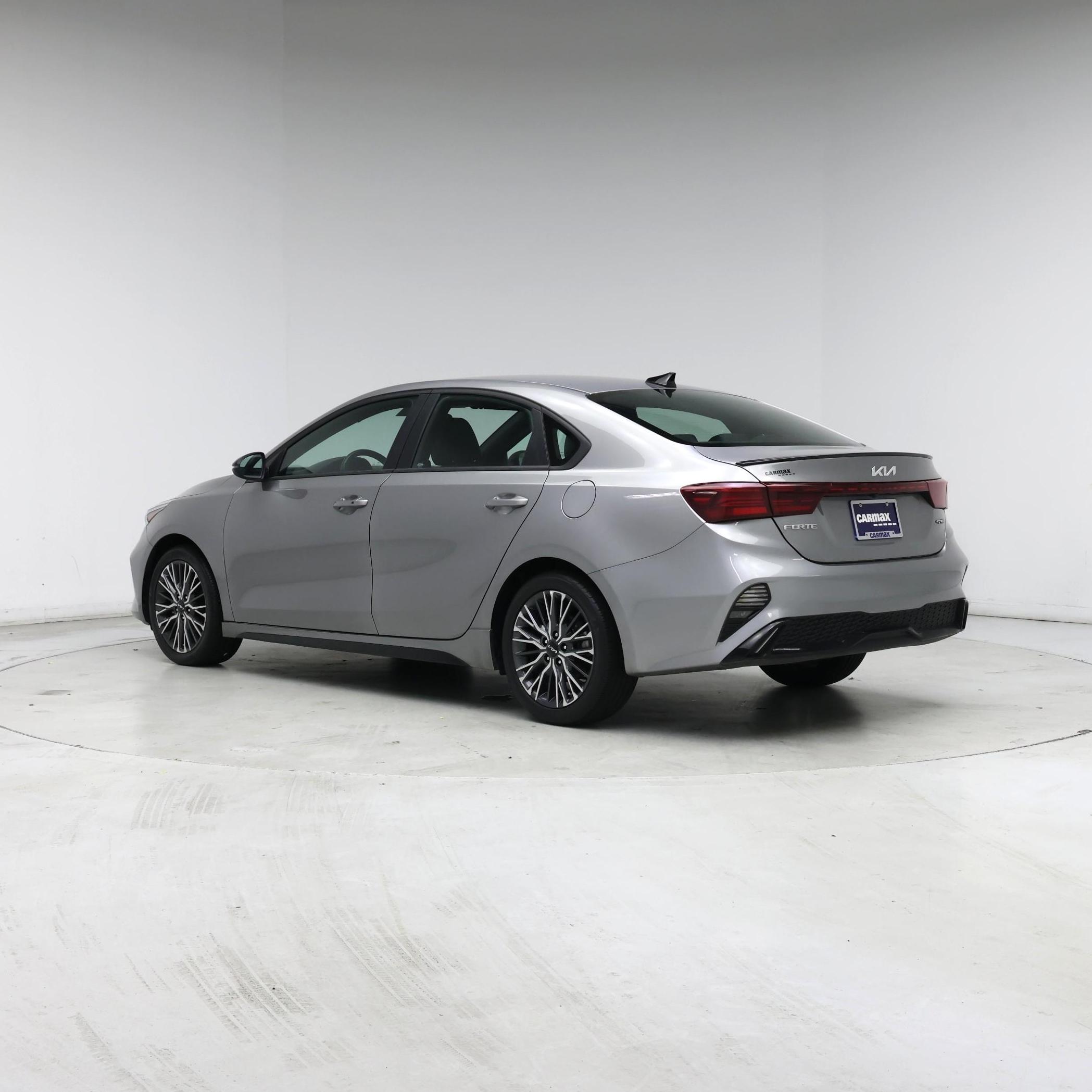 Thumbnail: 2023 Kia Forte - 2