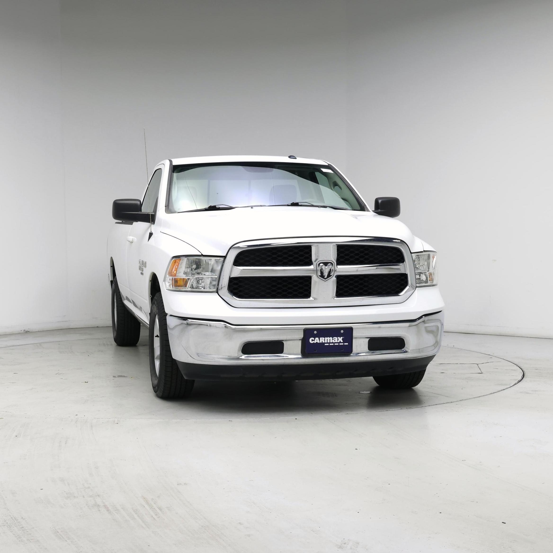 Thumbnail: 2020 RAM 1500 Classic - 5