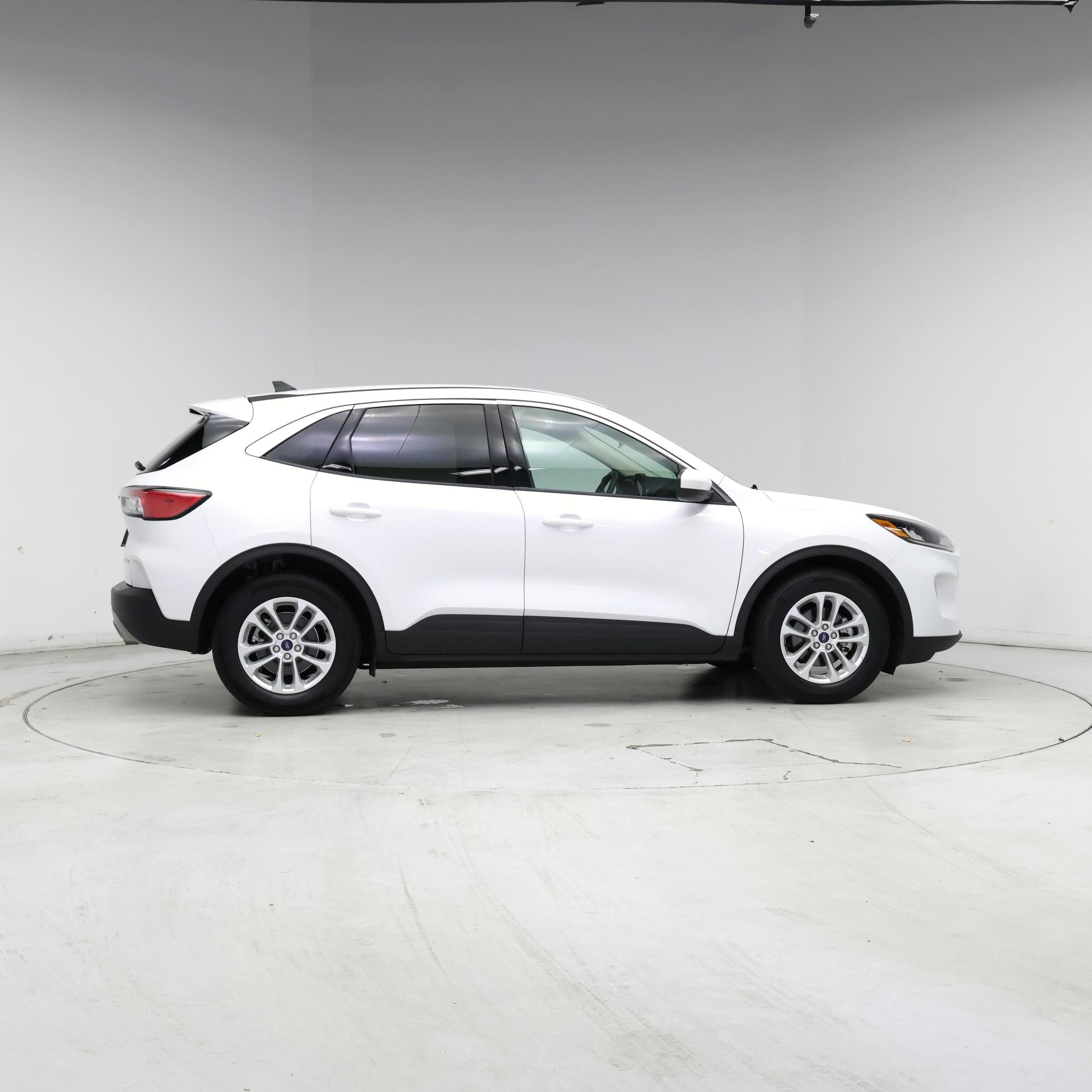 Thumbnail: 2020 Ford Escape - 7
