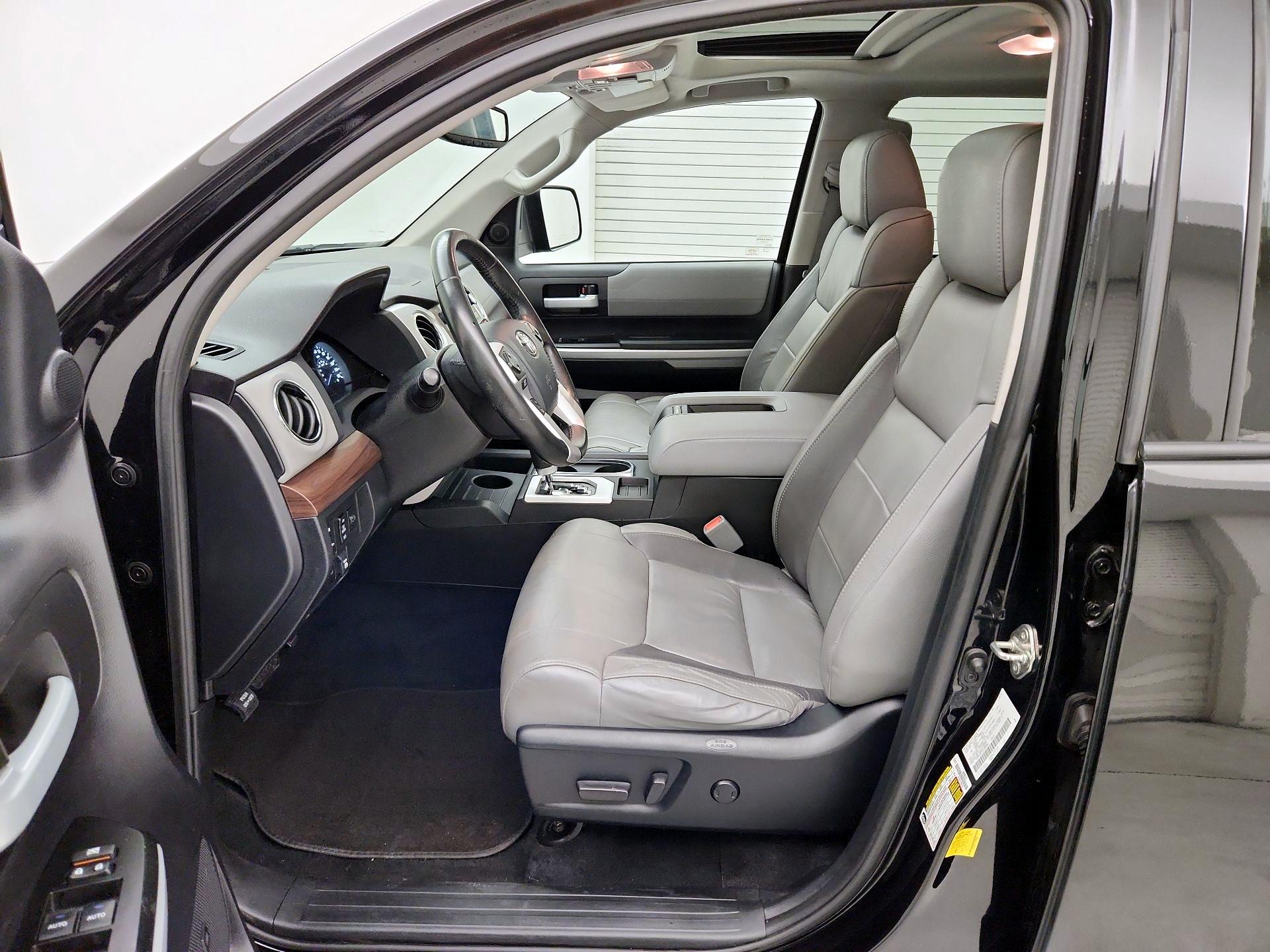 Thumbnail: 2020 Toyota Tundra - 11