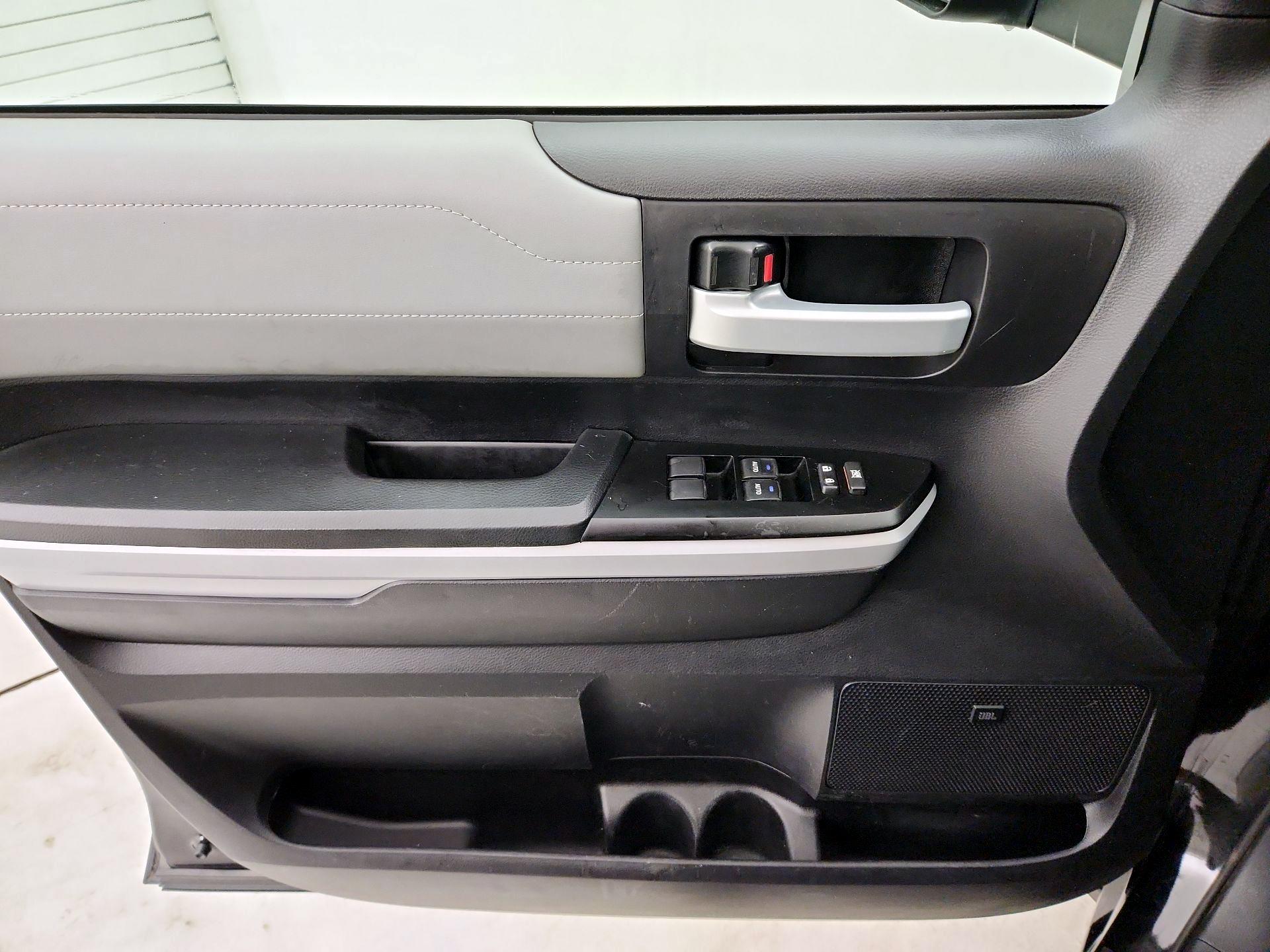 Thumbnail: 2020 Toyota Tundra - 12